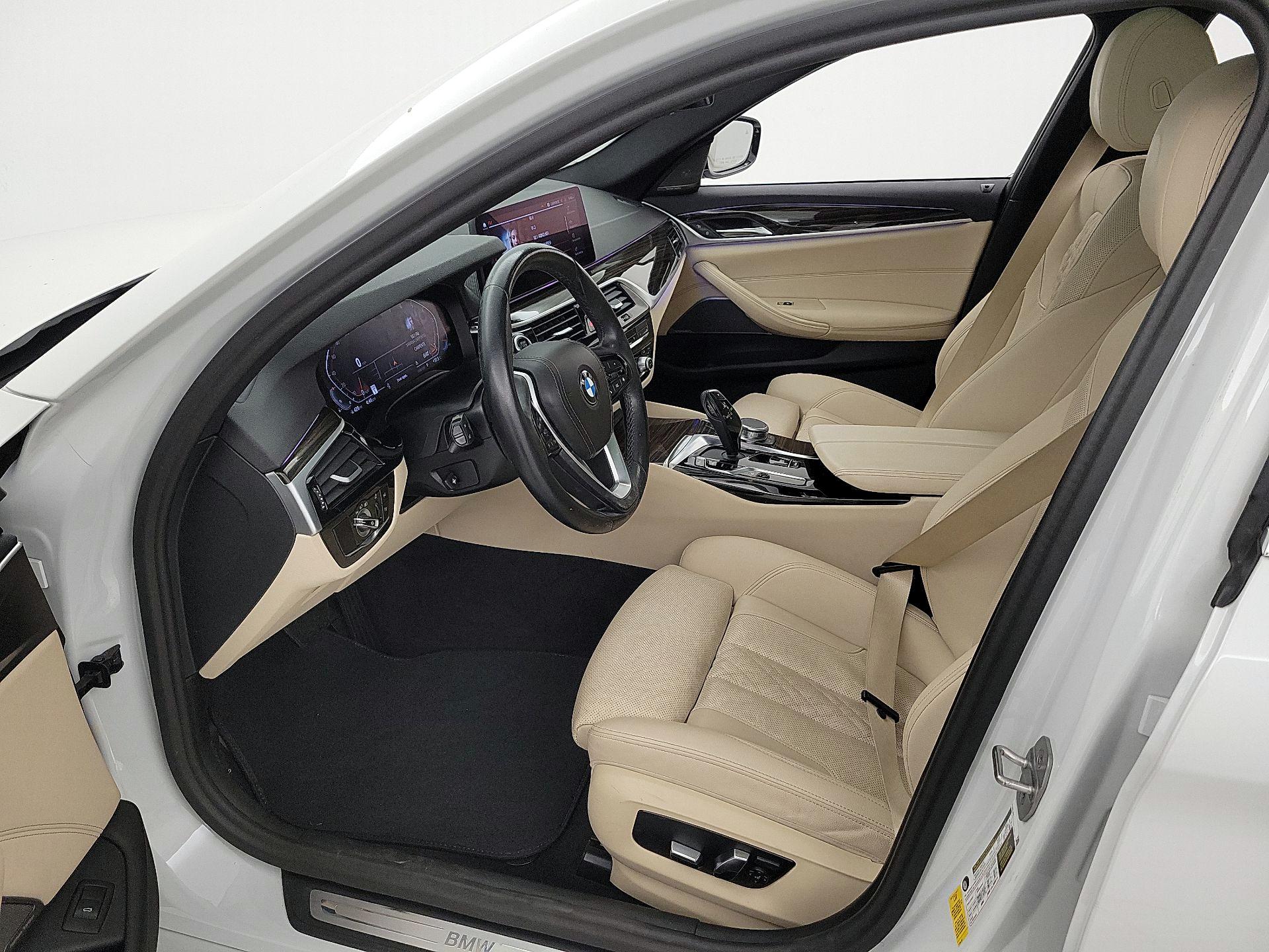 Thumbnail: 2023 BMW 5 Series - 11