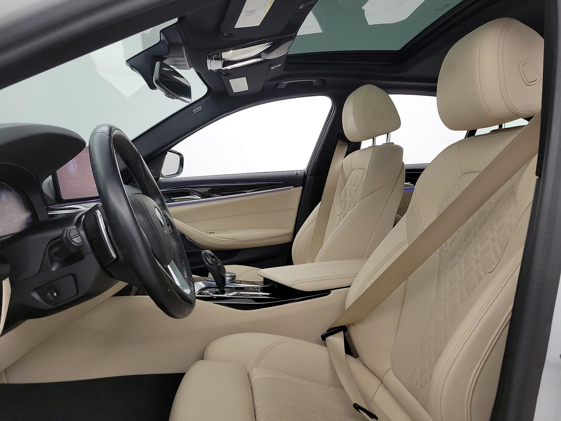 Thumbnail: 2023 BMW 5 Series - 20