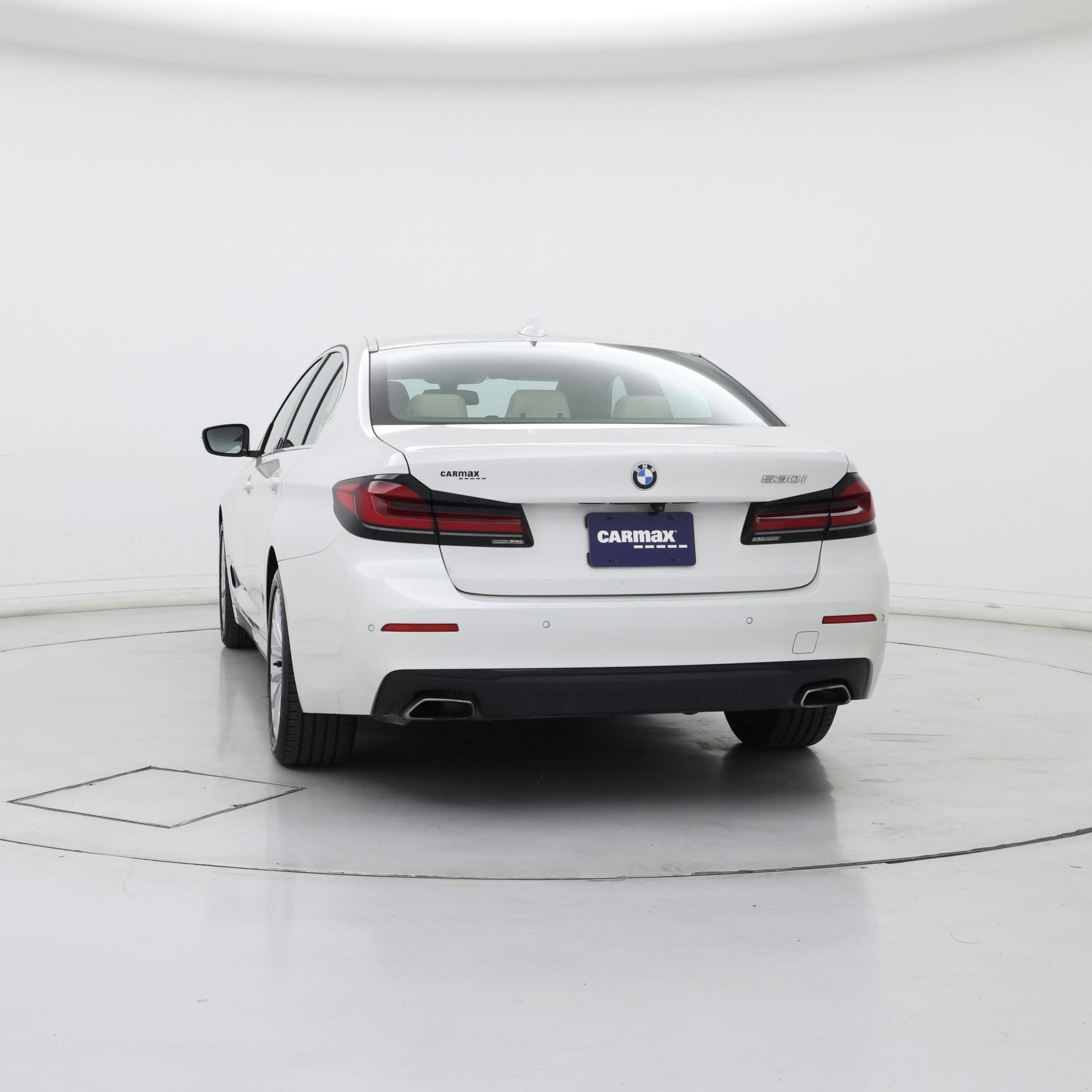 Thumbnail: 2023 BMW 5 Series - 6
