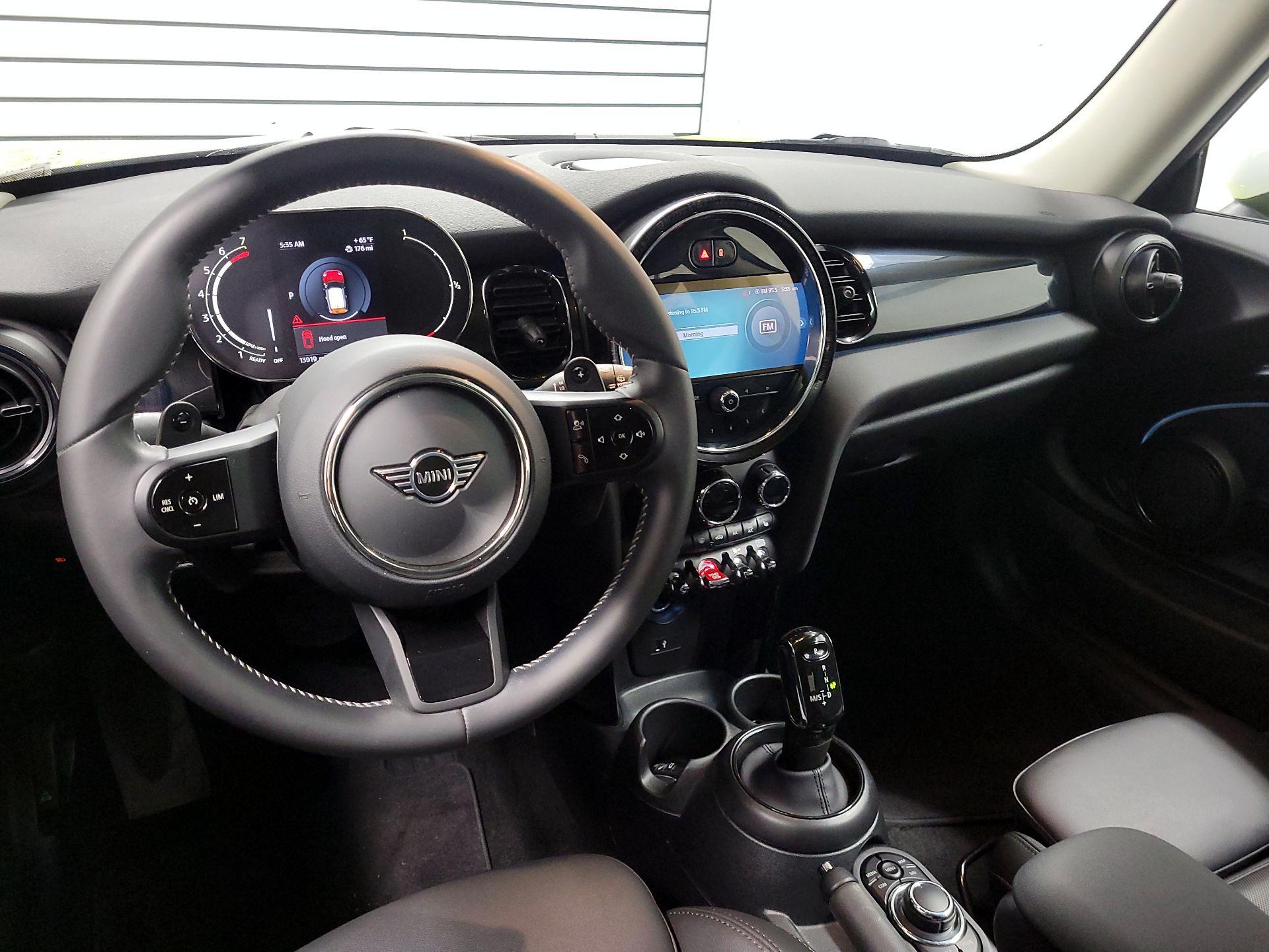 Thumbnail: 2023 MINI Cooper Hardtop - 9