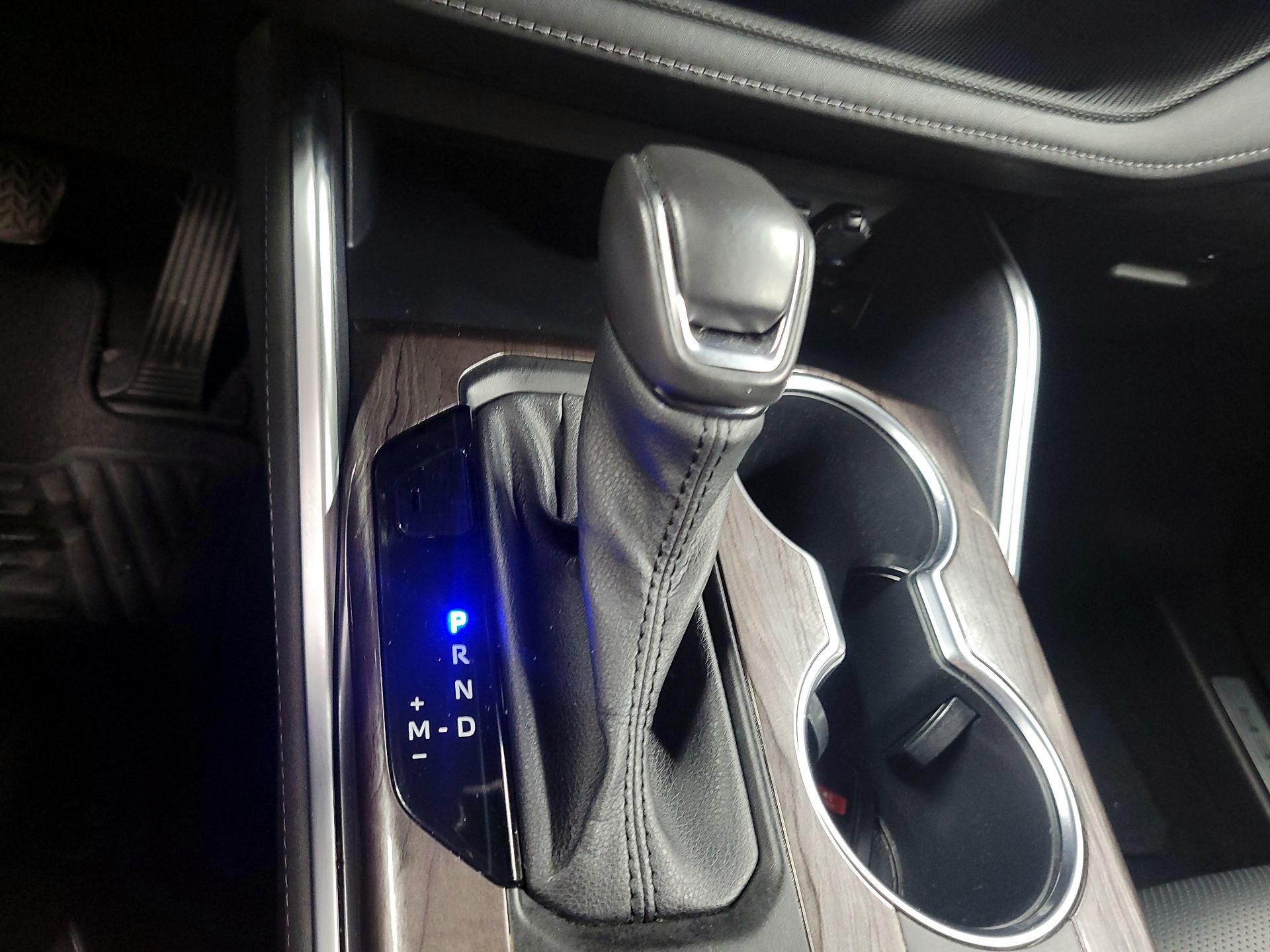 Thumbnail: 2021 Toyota Highlander - 16