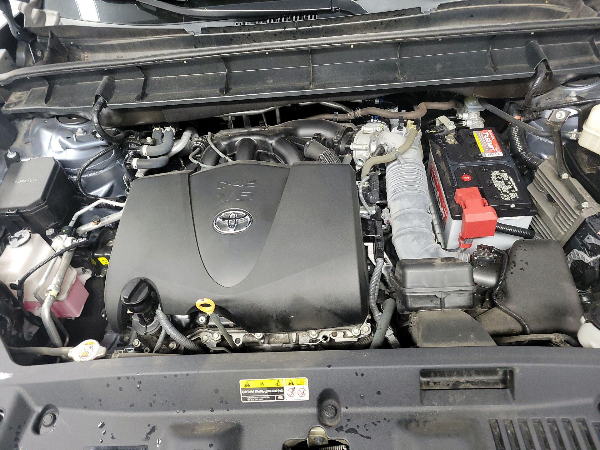 Thumbnail: 2021 Toyota Highlander - 19