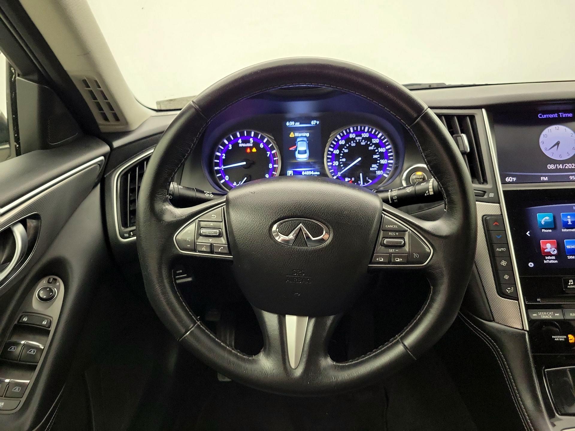 Thumbnail: 2016 INFINITI Q50 - 10