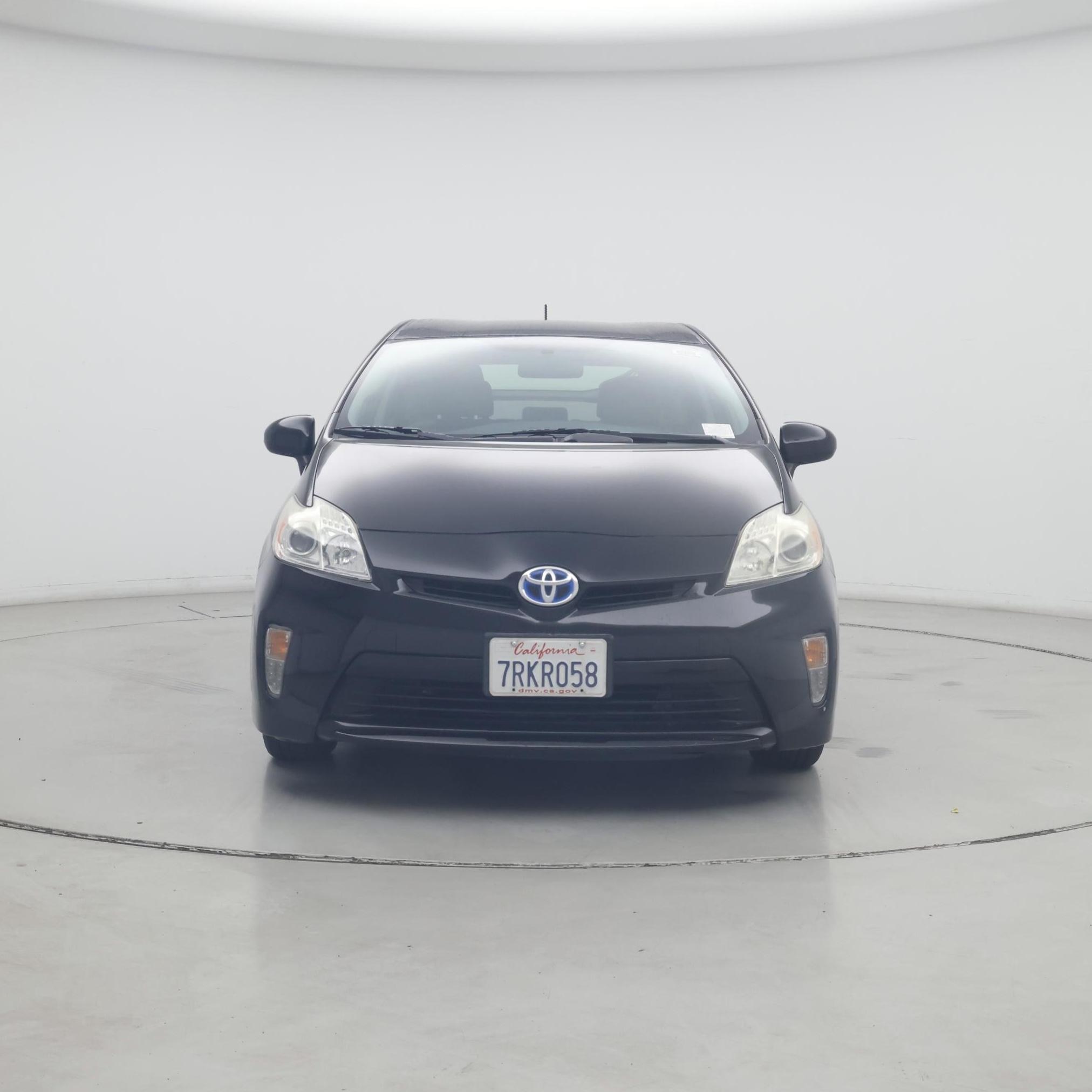 Thumbnail: 2015 Toyota Prius - 5