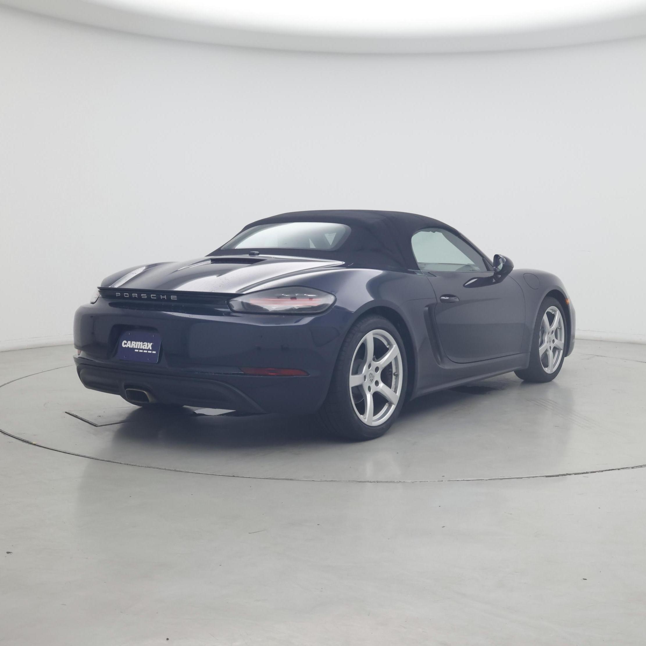 Thumbnail: 2017 Porsche 718 Boxster - 4