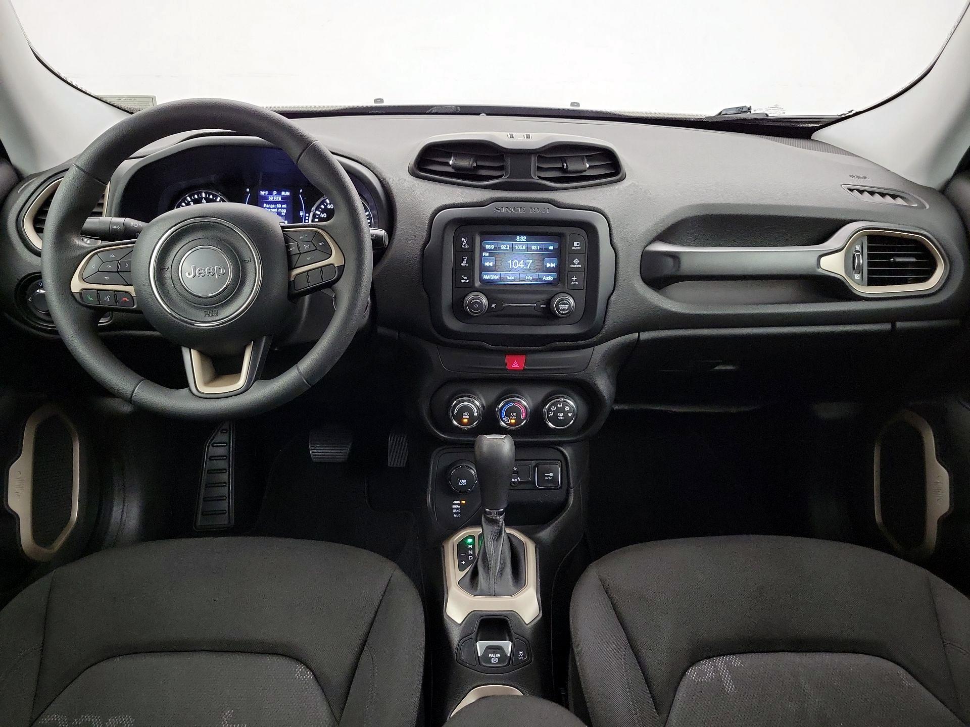 Thumbnail: 2017 Jeep Renegade - 9