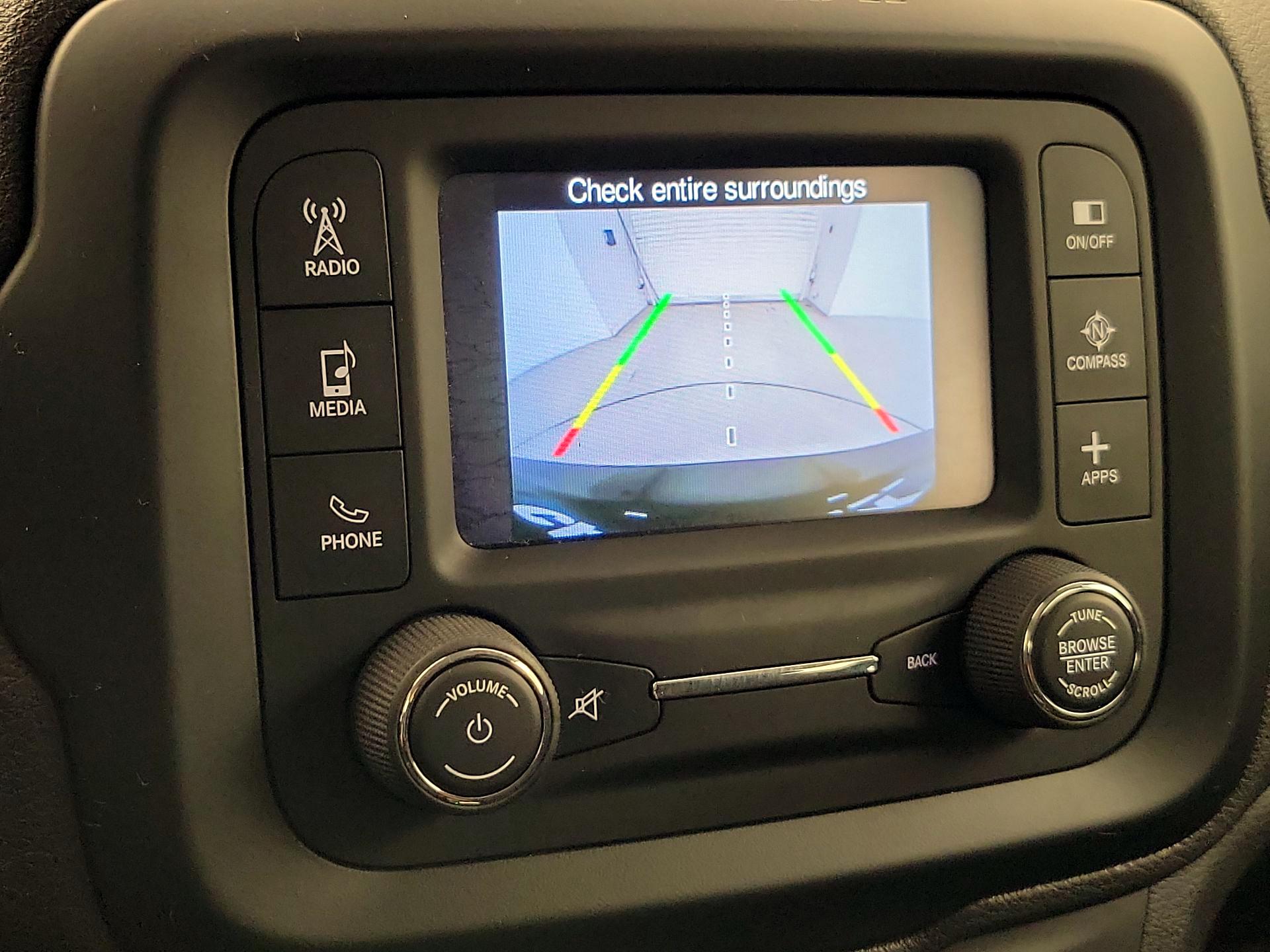 Thumbnail: 2017 Jeep Renegade - 14