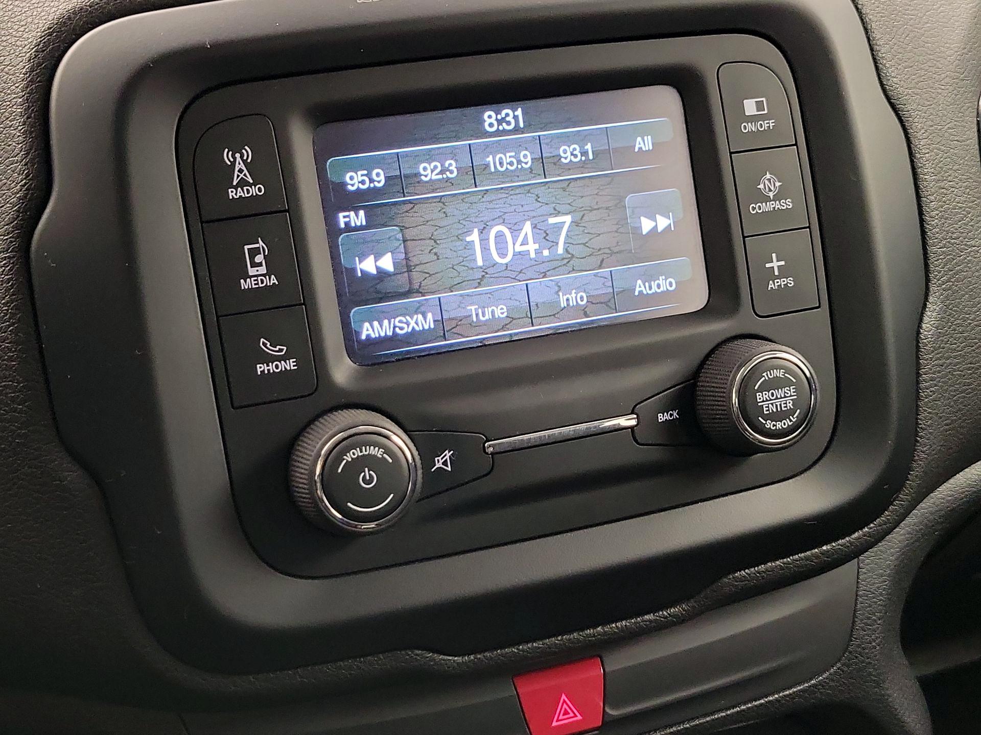 Thumbnail: 2017 Jeep Renegade - 15