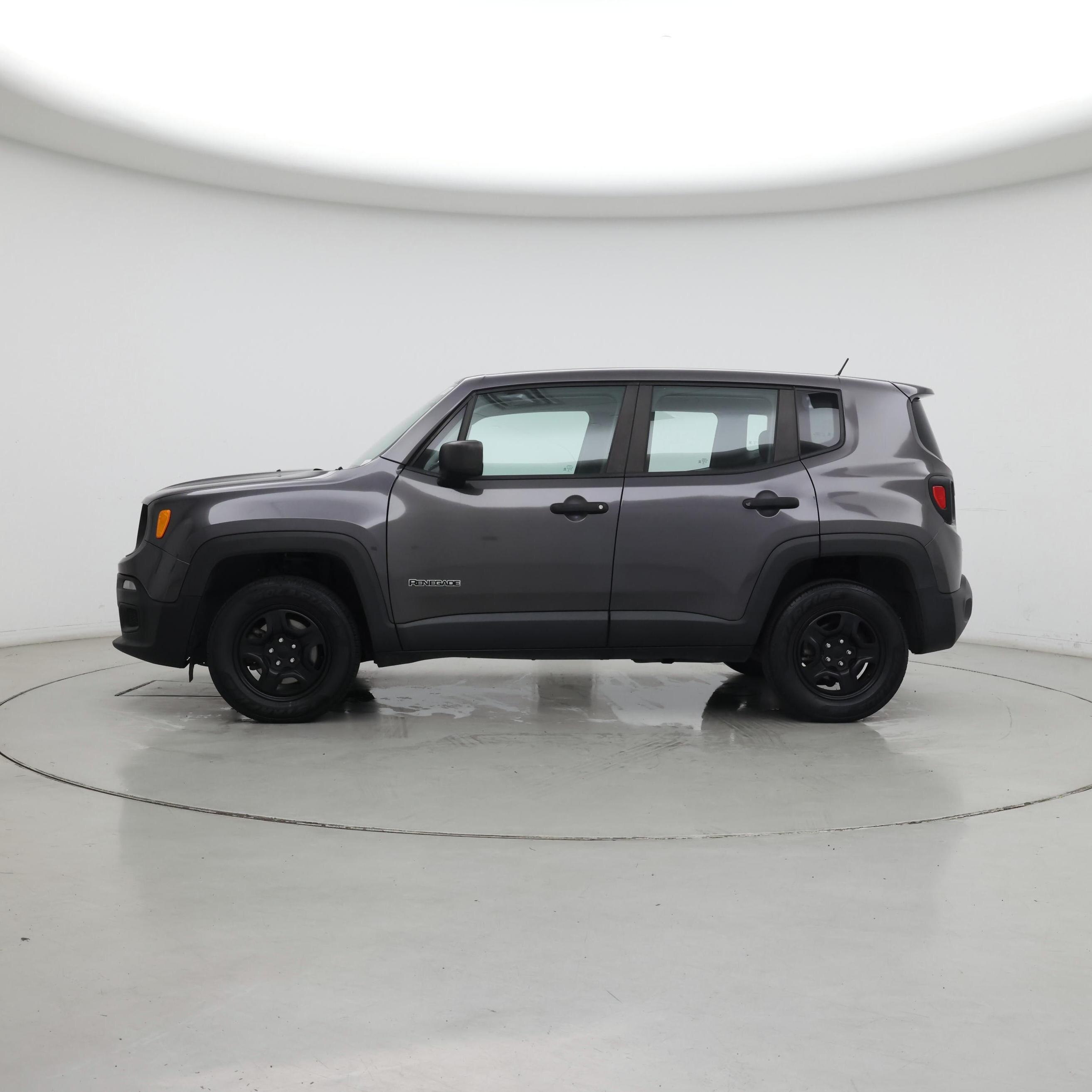 Thumbnail: 2017 Jeep Renegade - 3
