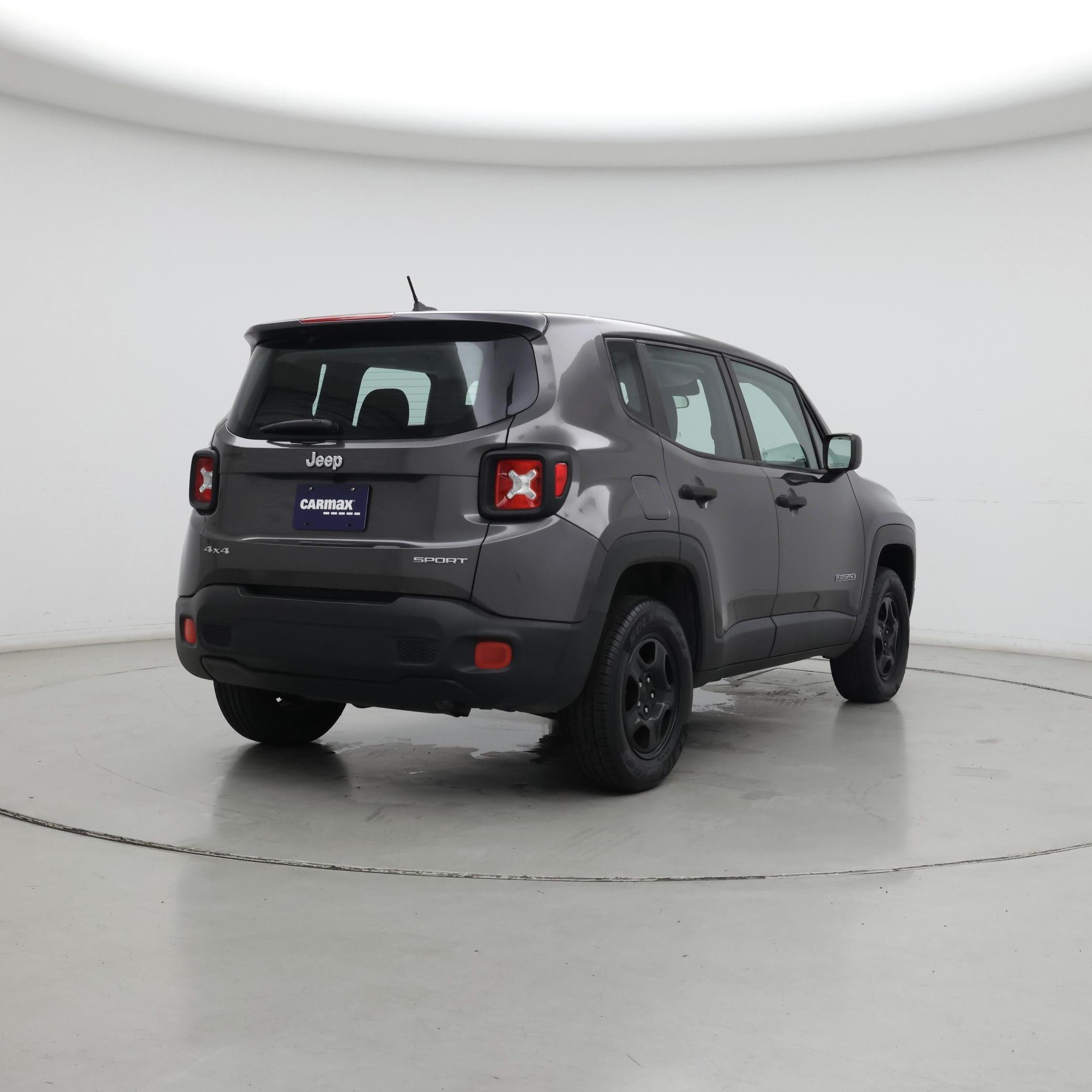 Thumbnail: 2017 Jeep Renegade - 8