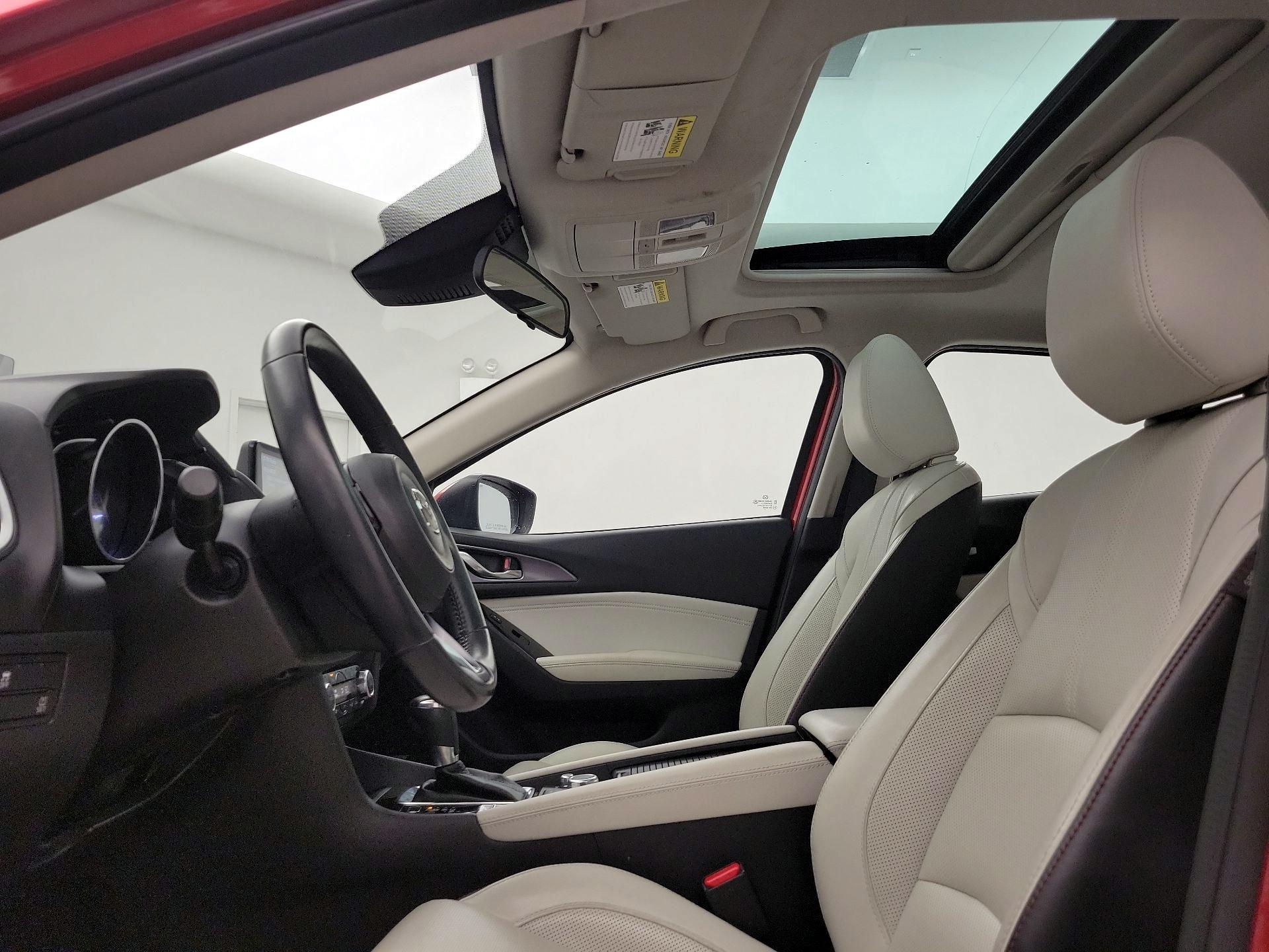 Thumbnail: 2017 Mazda Mazda3 - 19