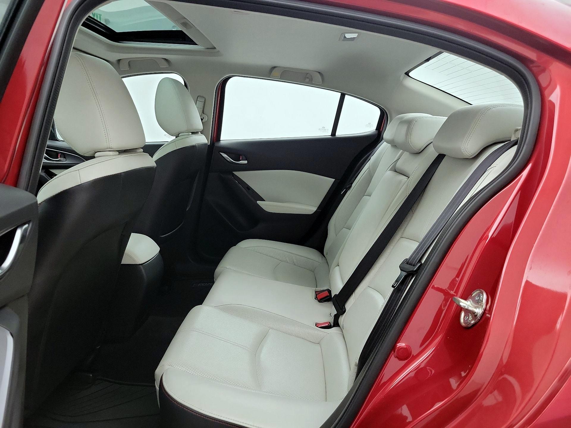 Thumbnail: 2017 Mazda Mazda3 - 20