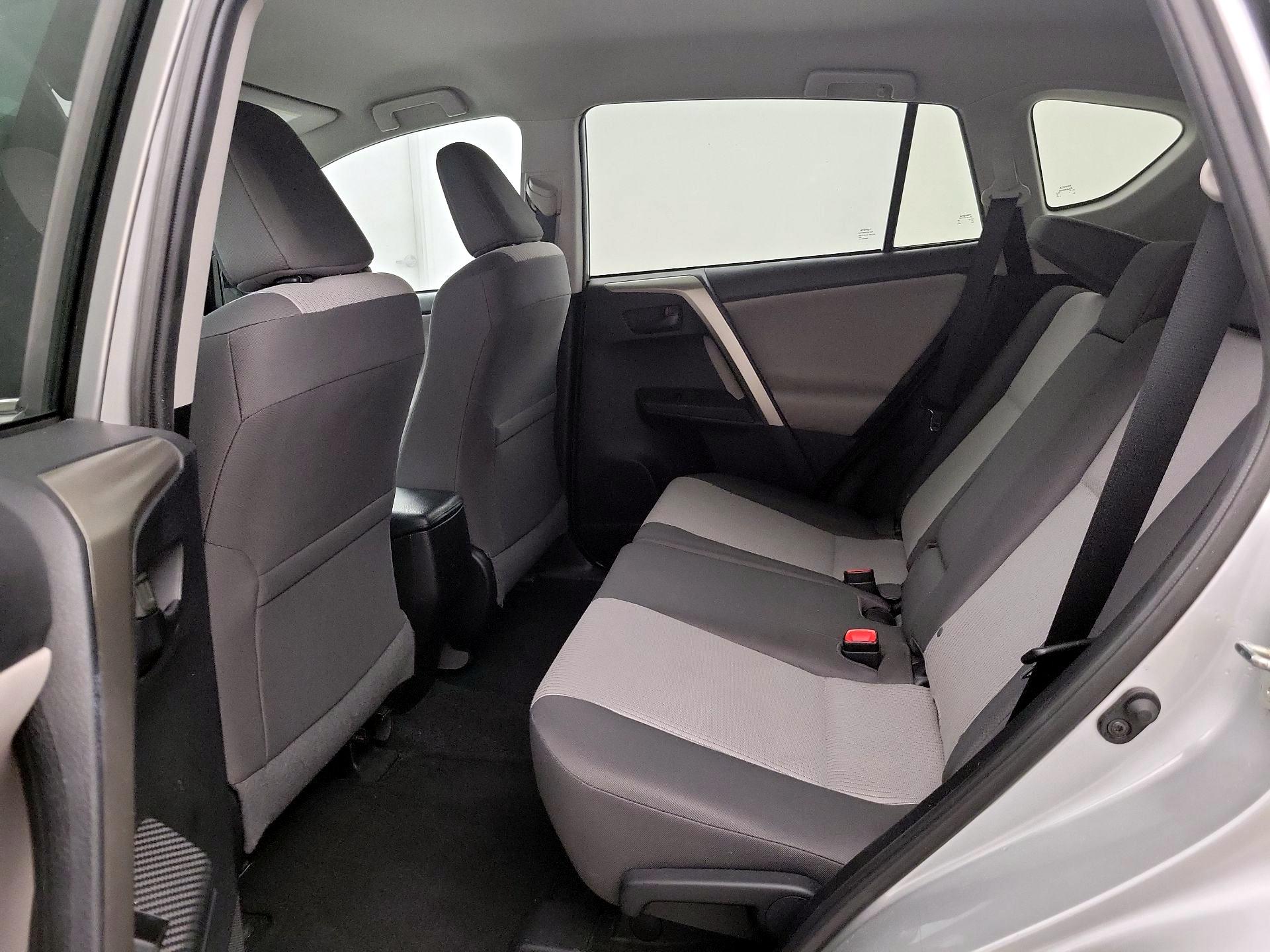 Thumbnail: 2014 Toyota RAV4 - 19