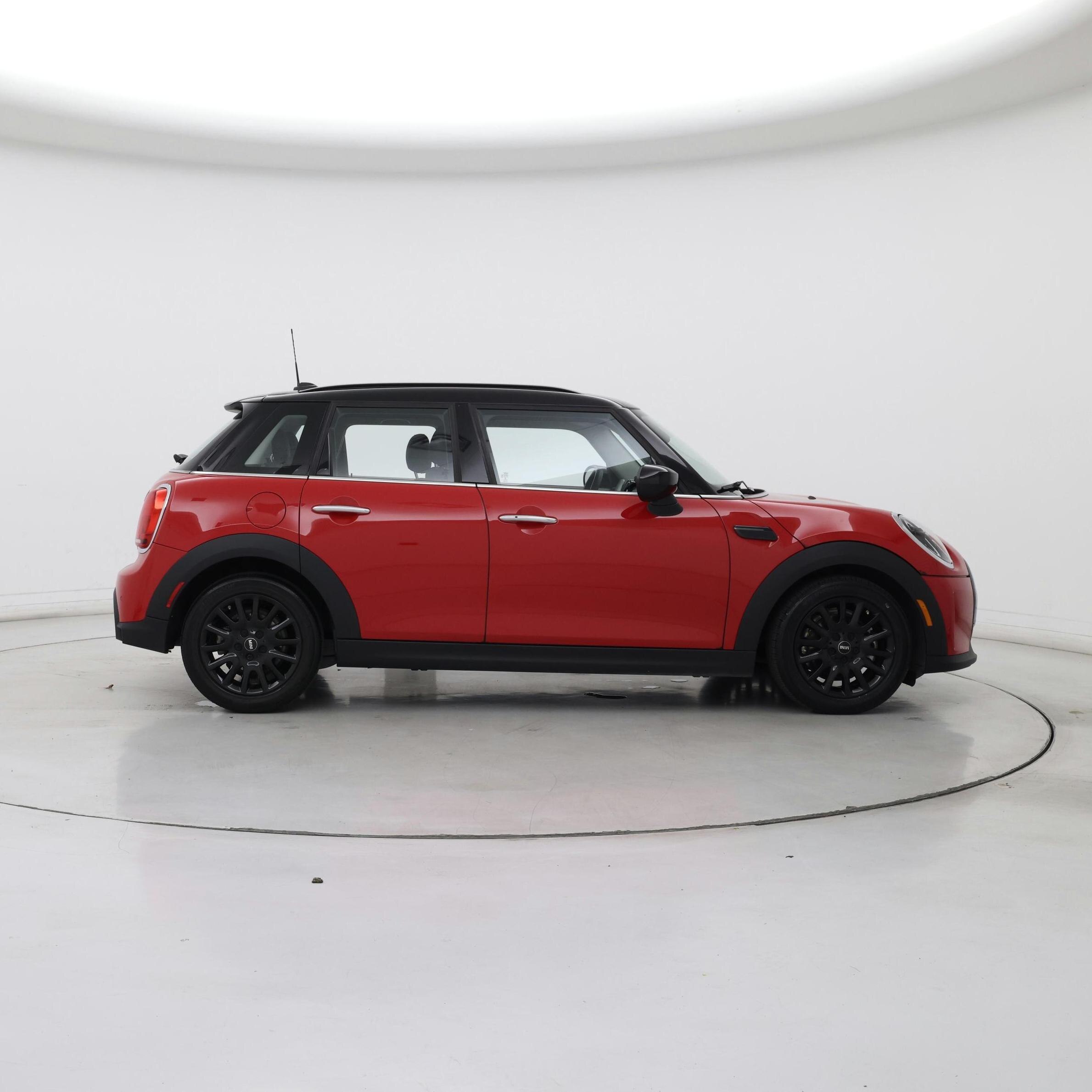 Thumbnail: 2023 MINI Cooper Hardtop - 7