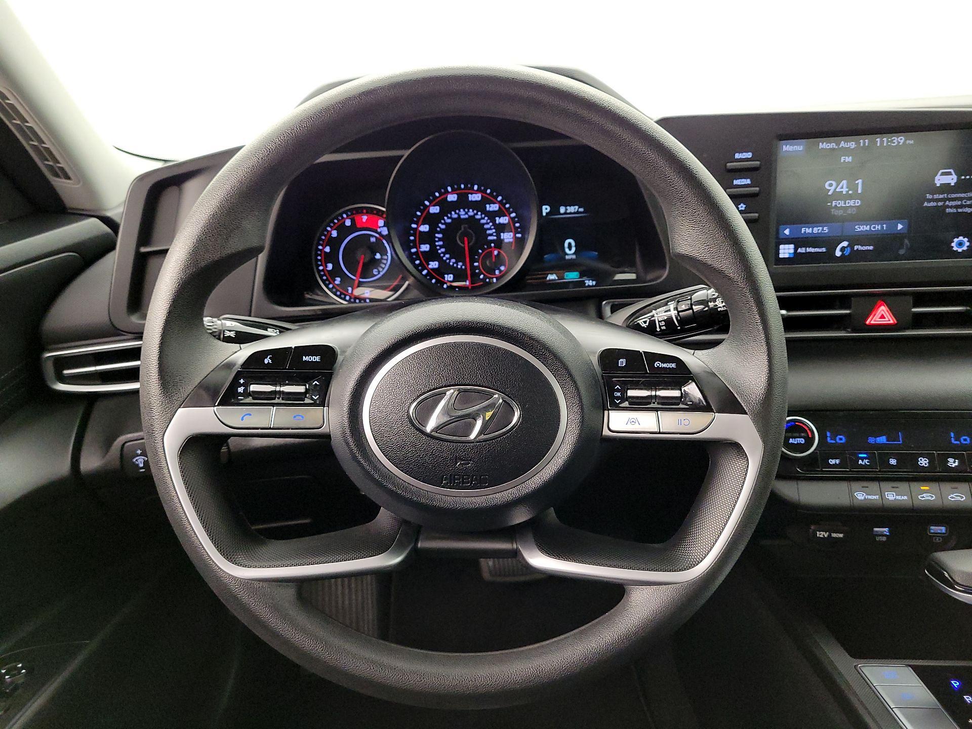 Thumbnail: 2023 Hyundai Elantra - 10