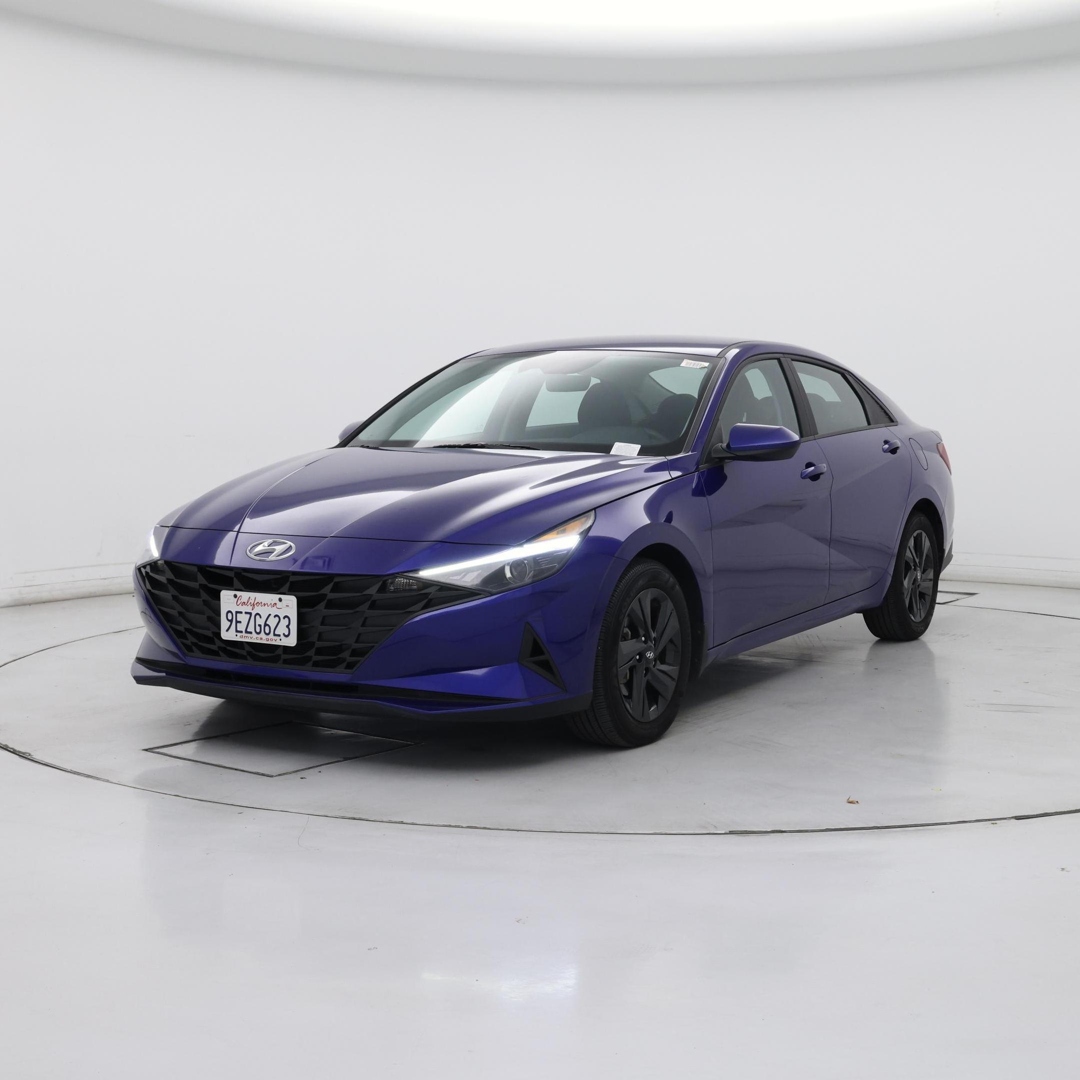 Thumbnail: 2023 Hyundai Elantra - 4