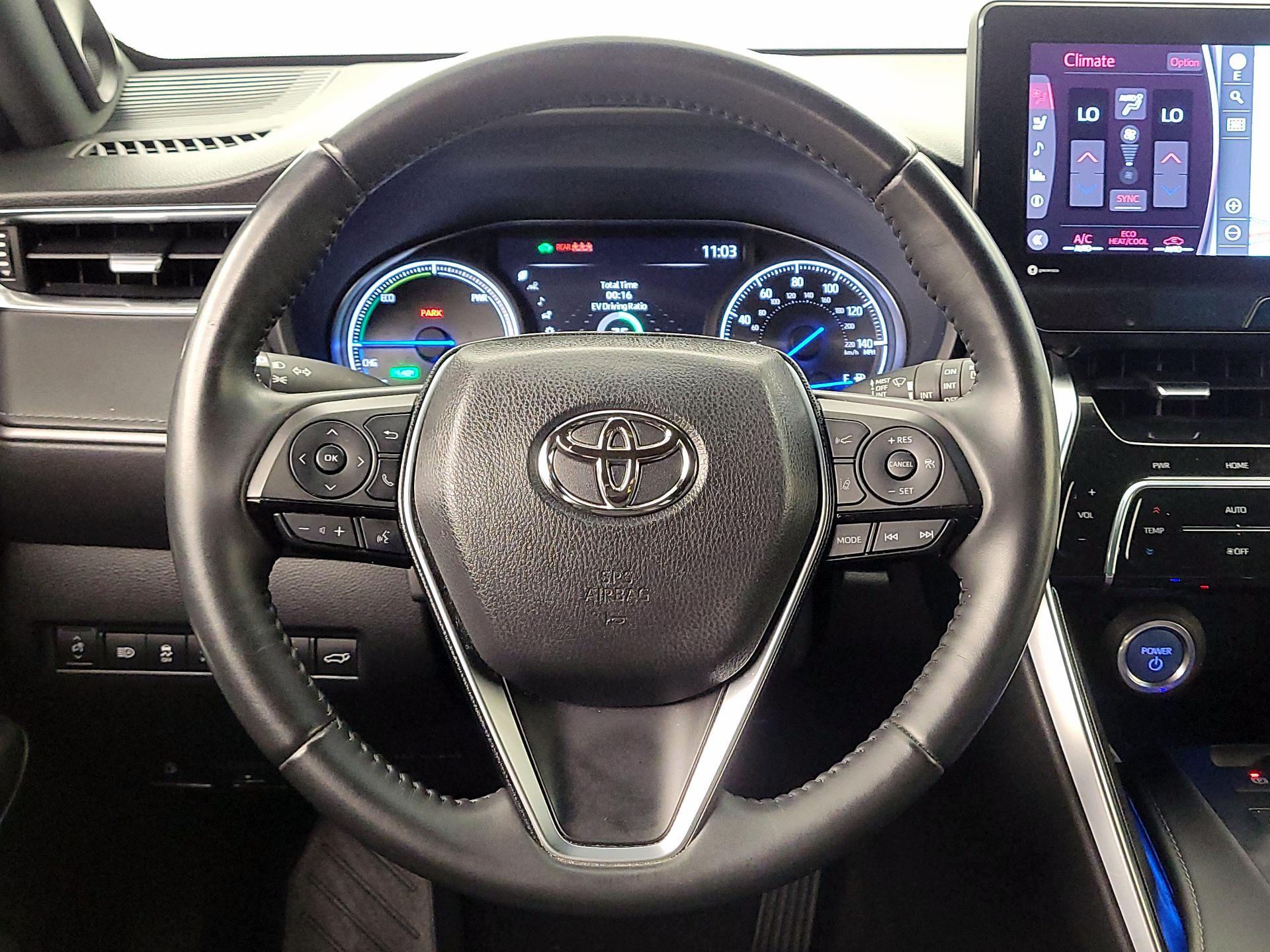 Thumbnail: 2021 Toyota Venza - 10