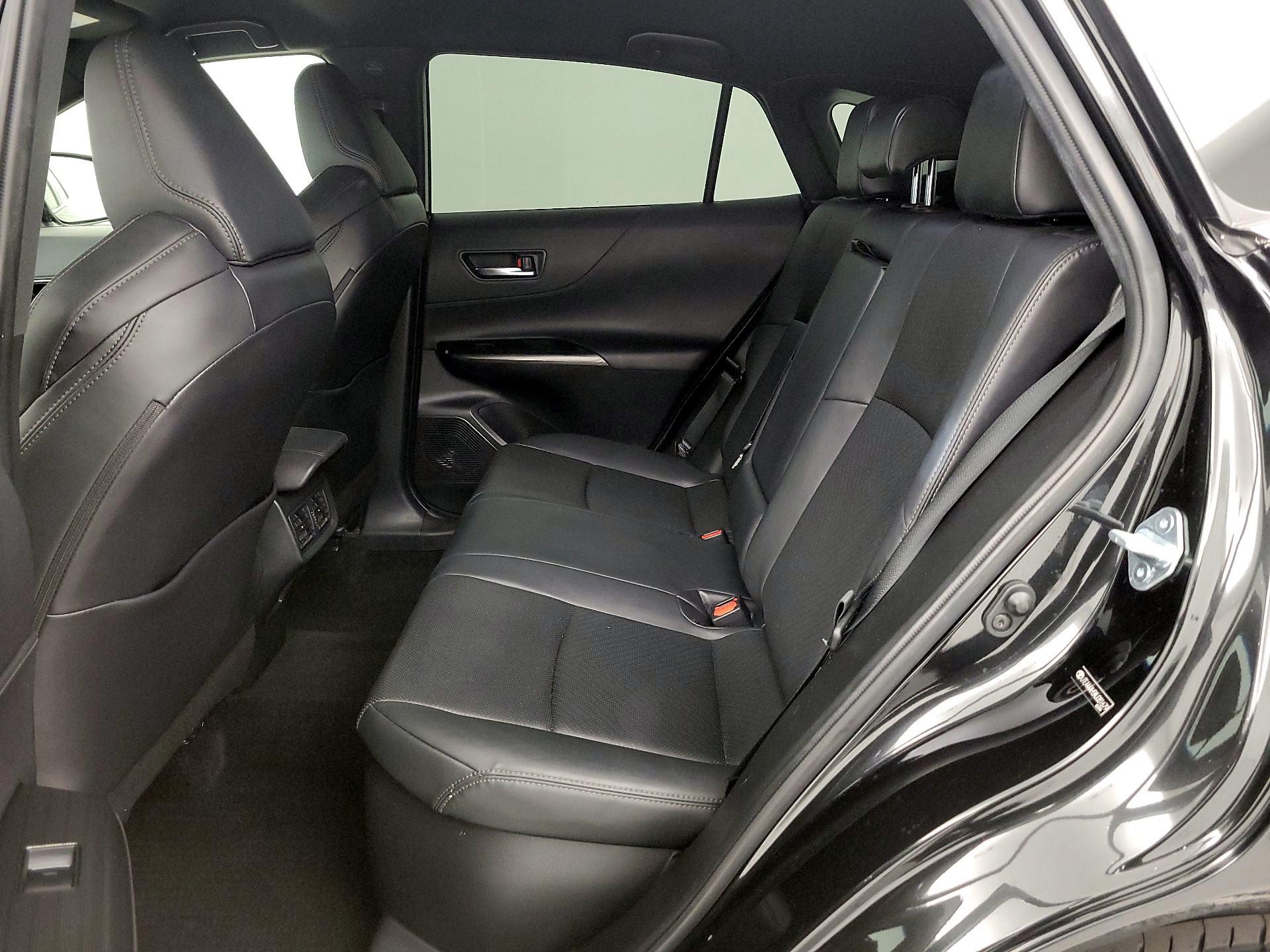 Thumbnail: 2021 Toyota Venza - 20