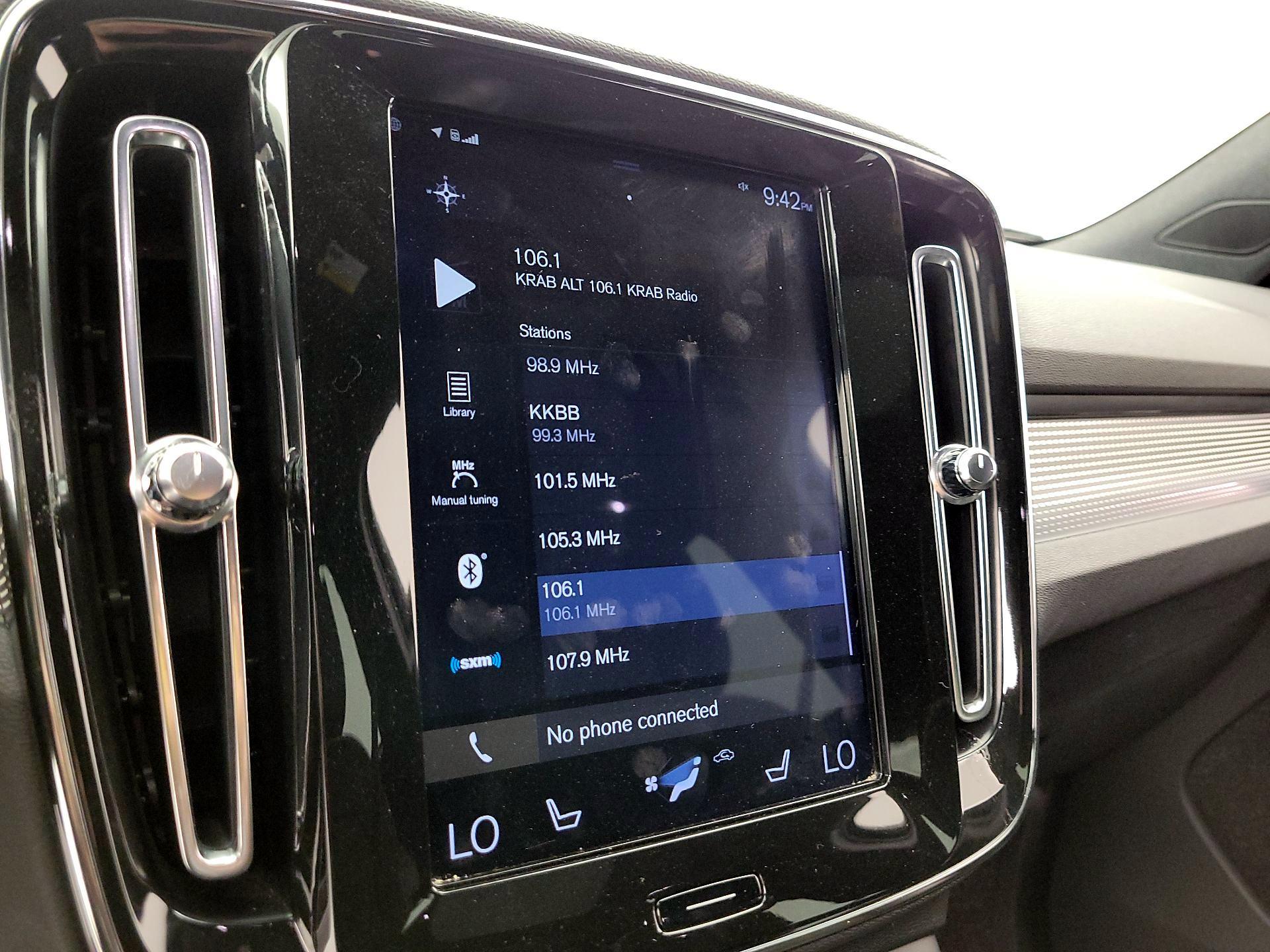 Thumbnail: 2020 Volvo XC40 - 16