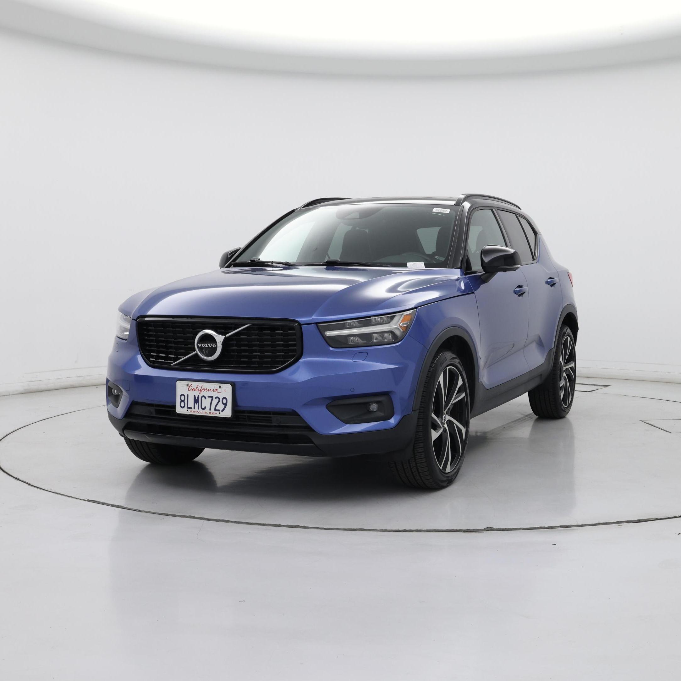 Thumbnail: 2020 Volvo XC40 - 4