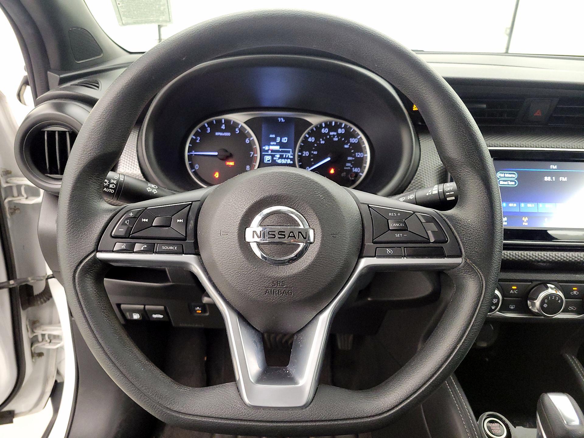 Thumbnail: 2018 Nissan Kicks - 10
