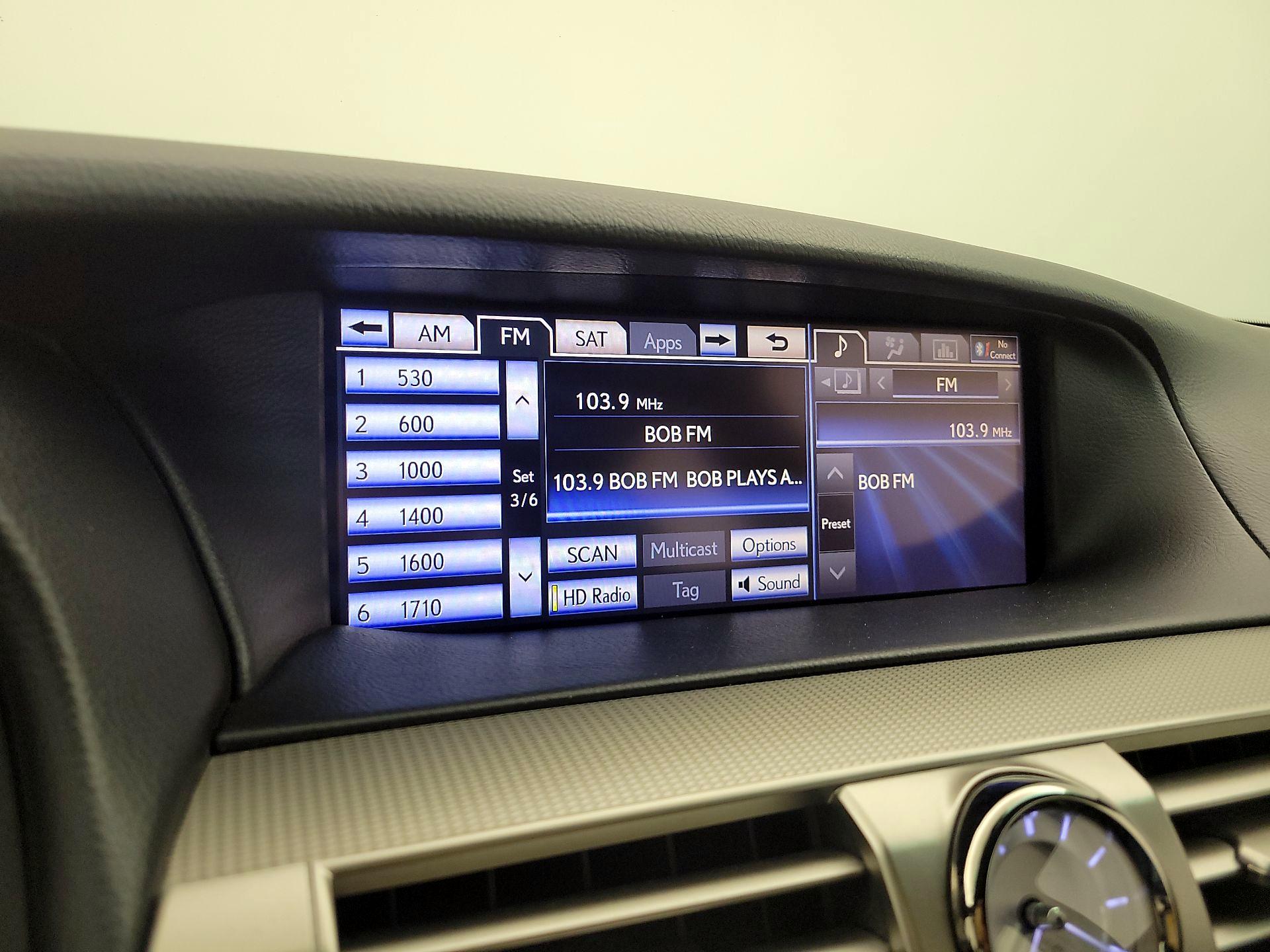 Thumbnail: 2013 Lexus LS - 15