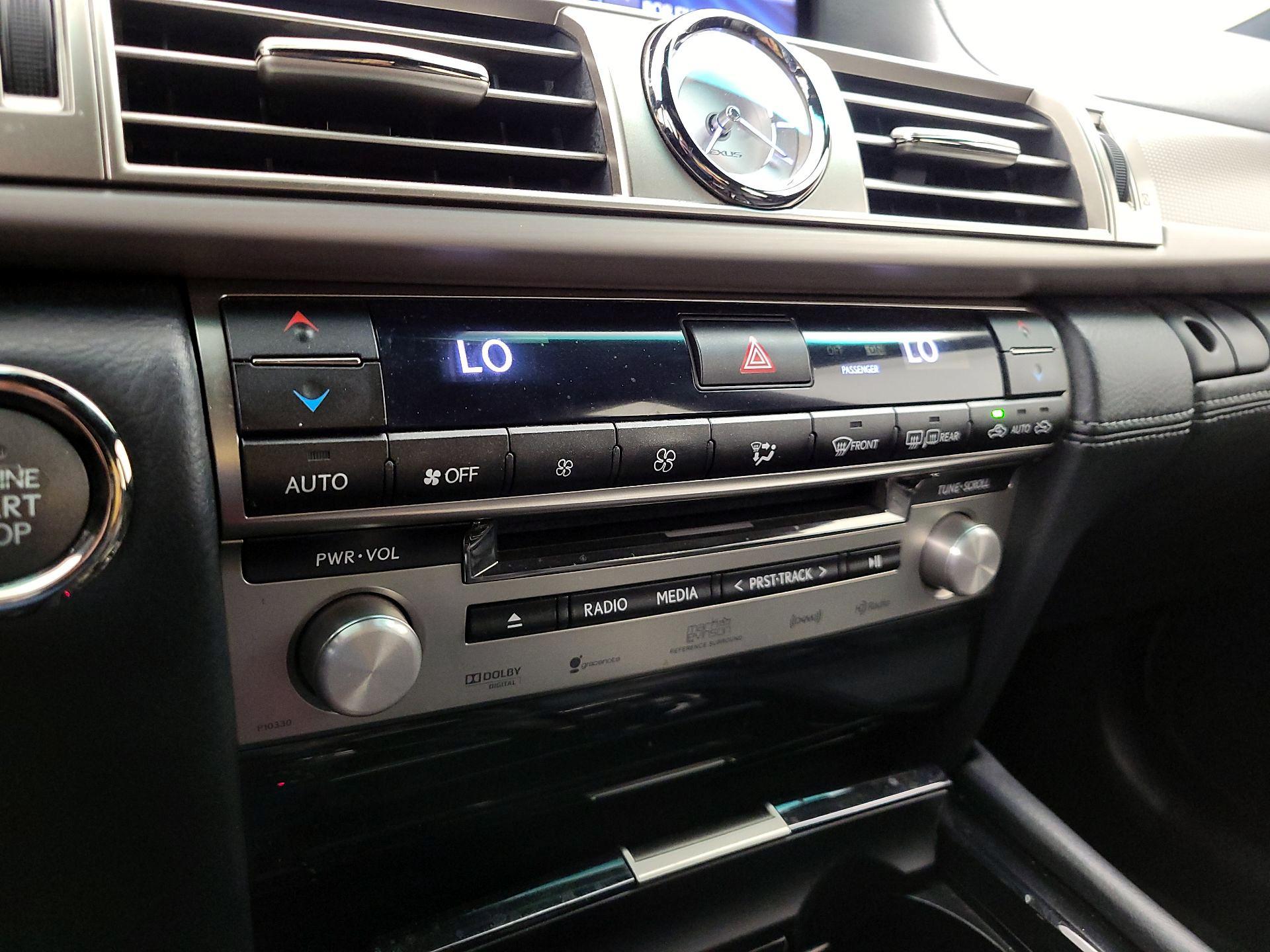 Thumbnail: 2013 Lexus LS - 16