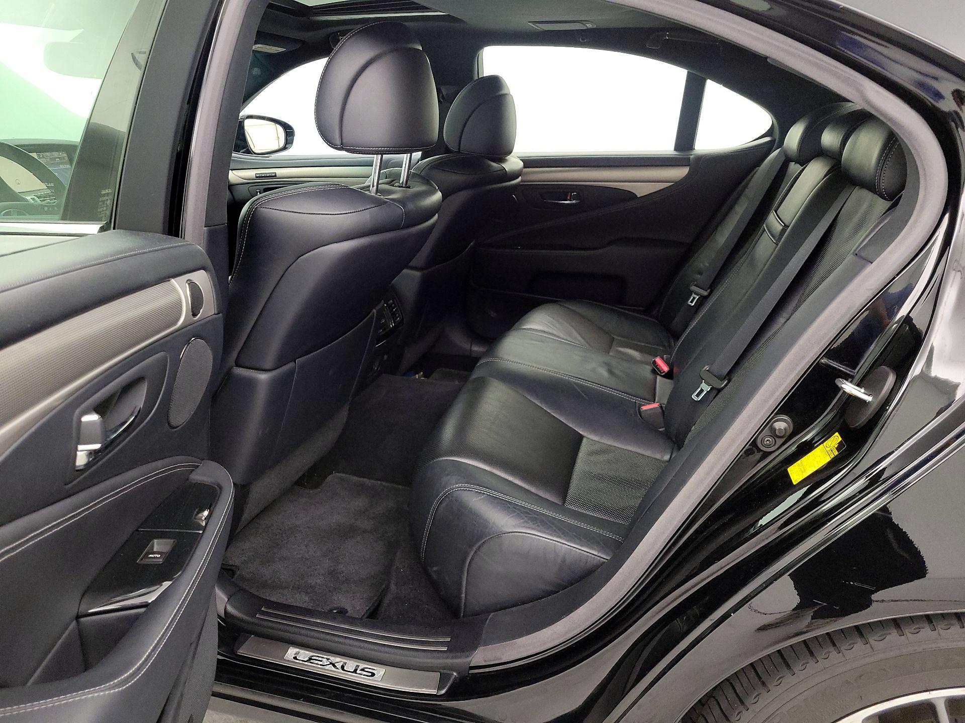Thumbnail: 2013 Lexus LS - 20