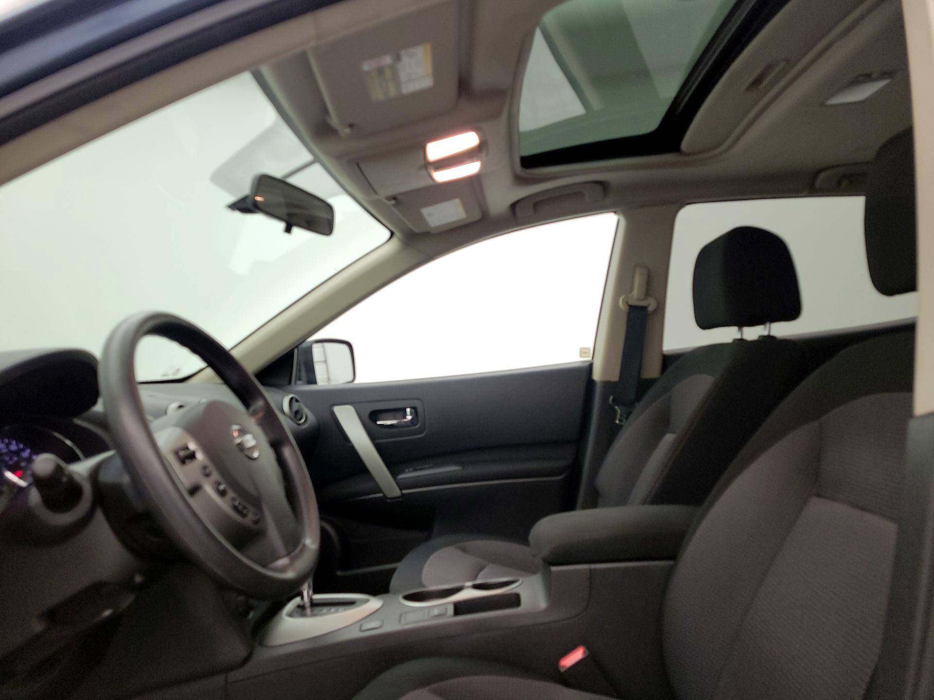 Thumbnail: 2013 Nissan Rogue - 19