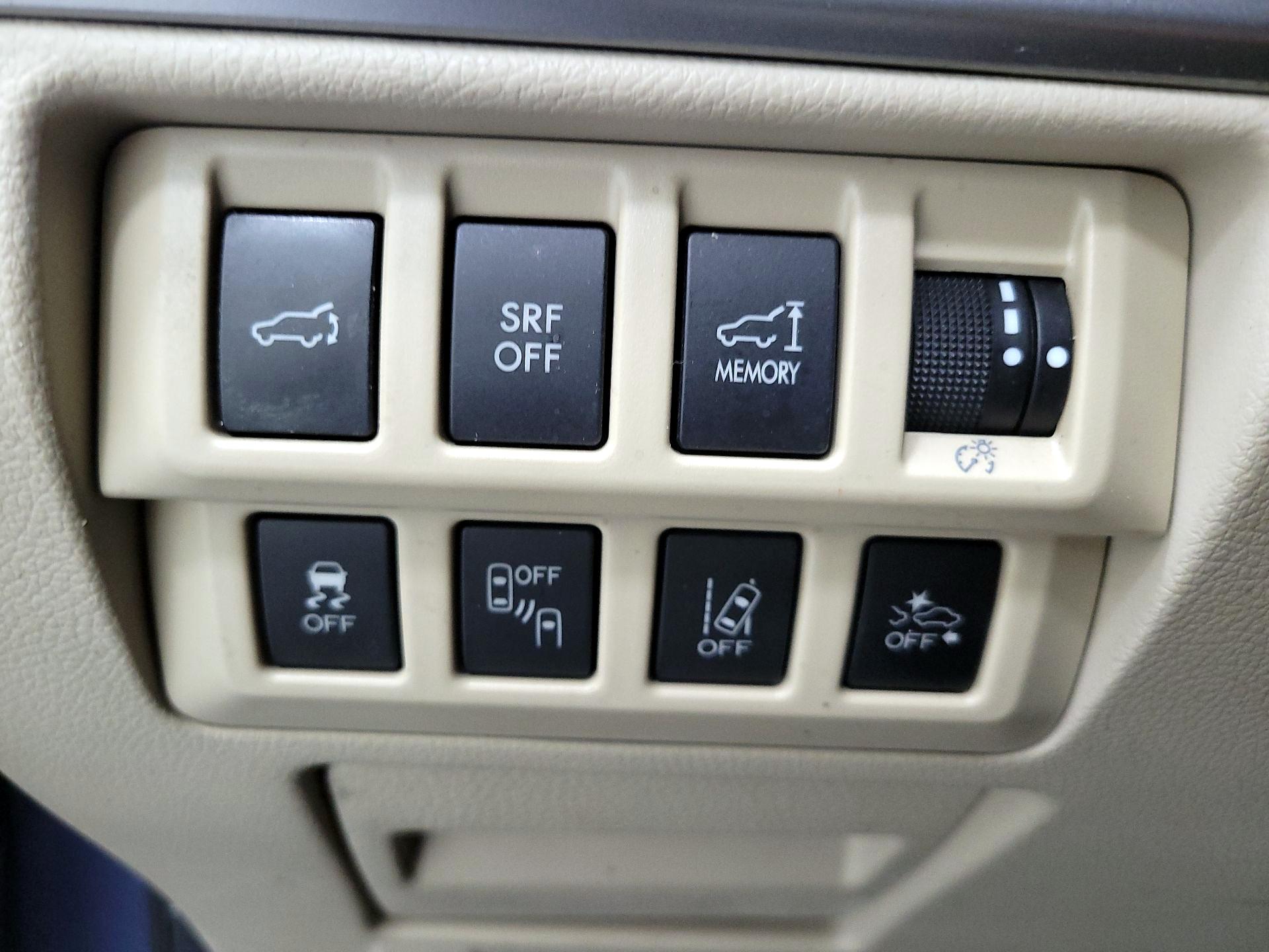 Thumbnail: 2016 Subaru Outback - 13