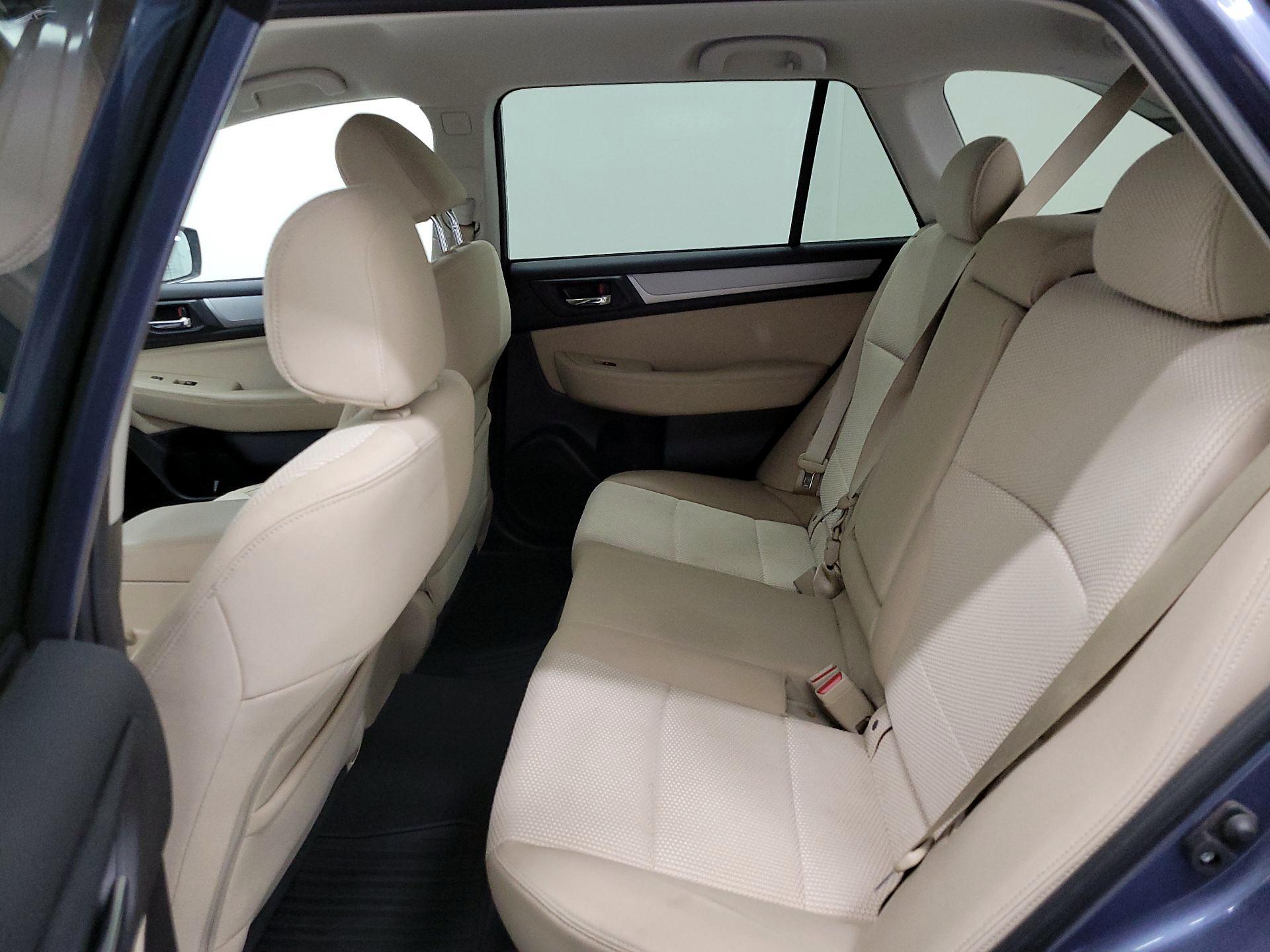 Thumbnail: 2016 Subaru Outback - 18