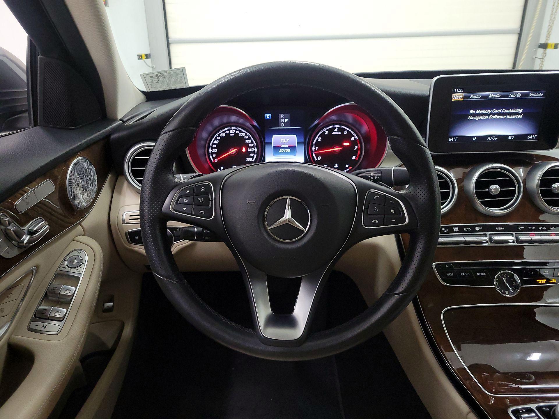 Thumbnail: 2018 Mercedes-Benz C-Class - 10