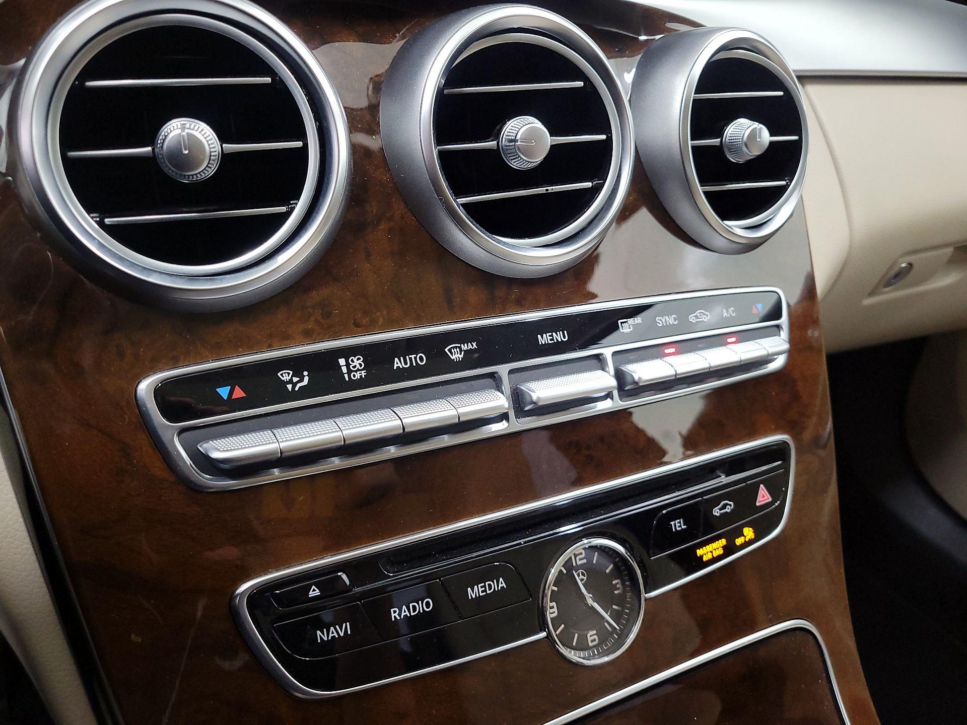 Thumbnail: 2018 Mercedes-Benz C-Class - 16