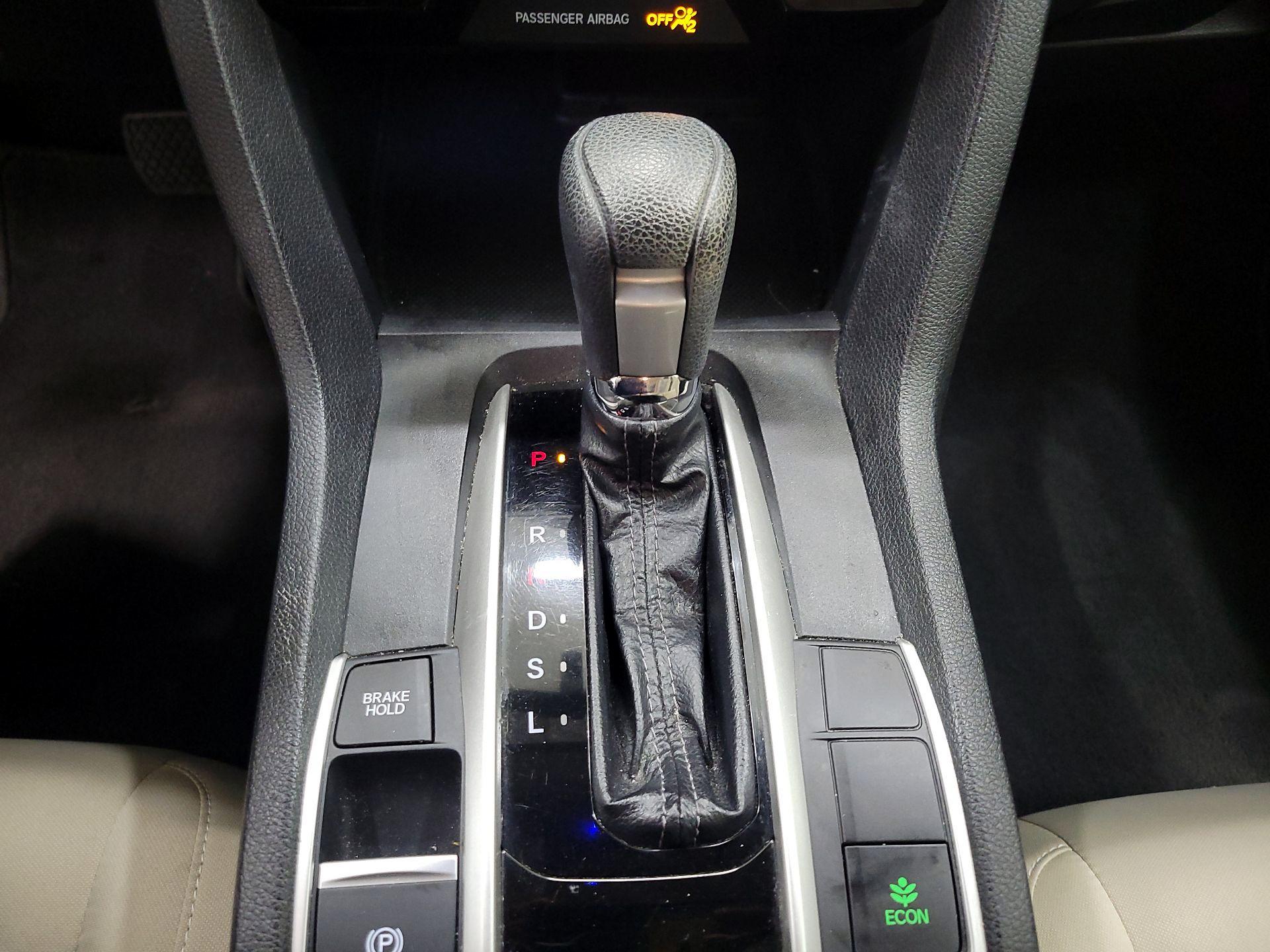 Thumbnail: 2018 Honda Civic - 17