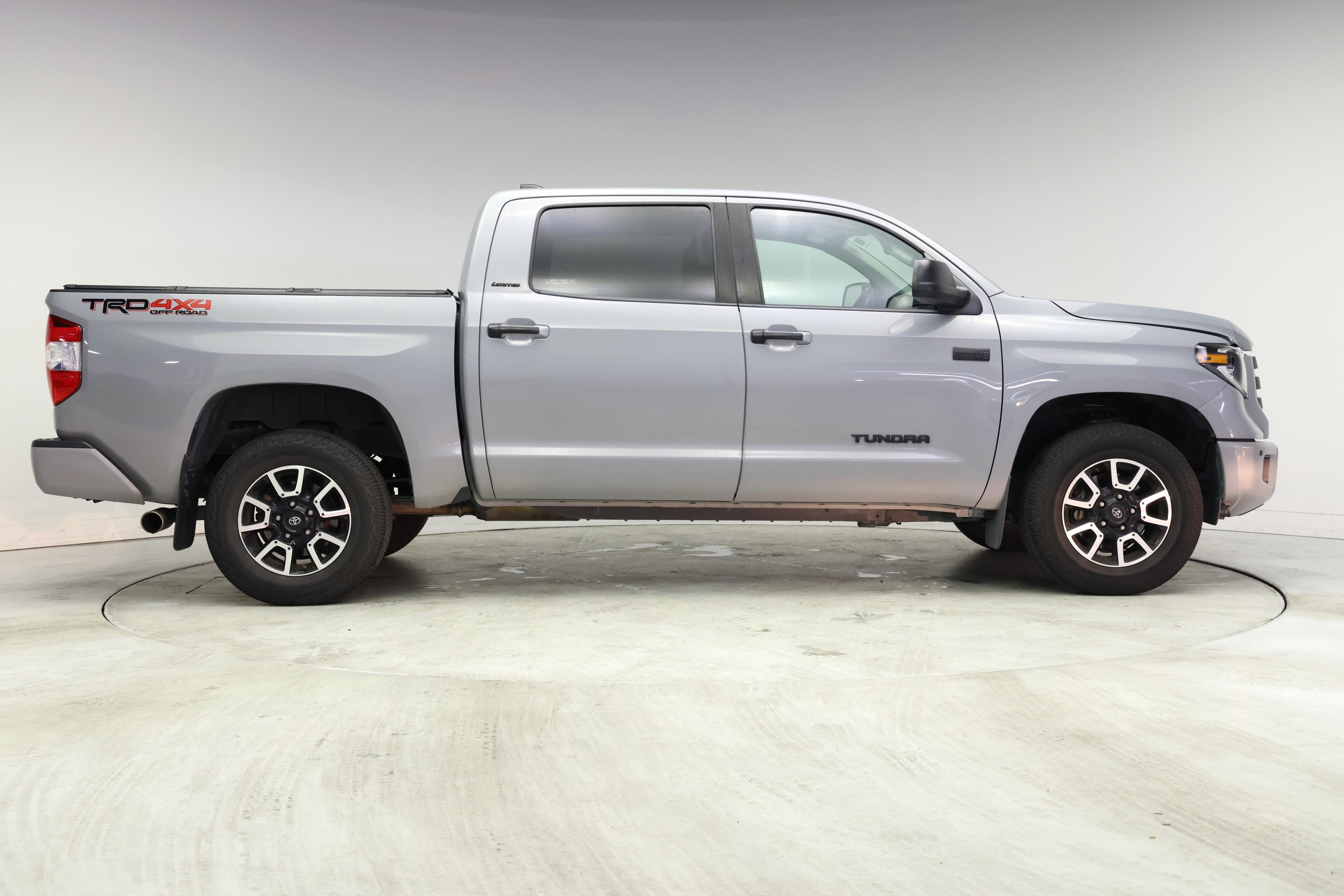 Thumbnail: 2020 Toyota Tundra - 7