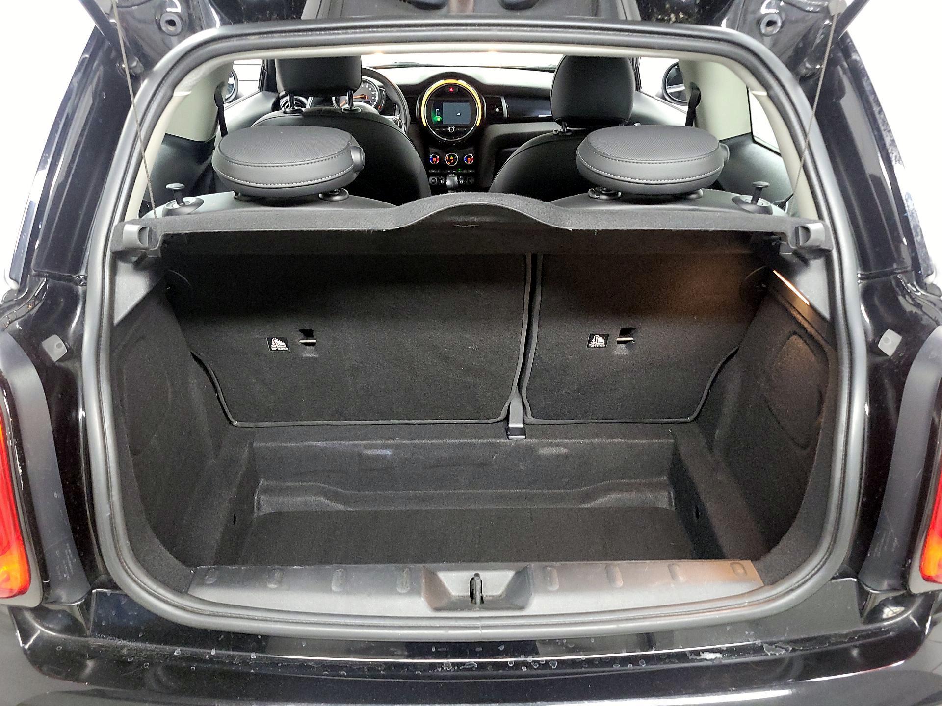 Thumbnail: 2019 MINI Cooper Hardtop - 20