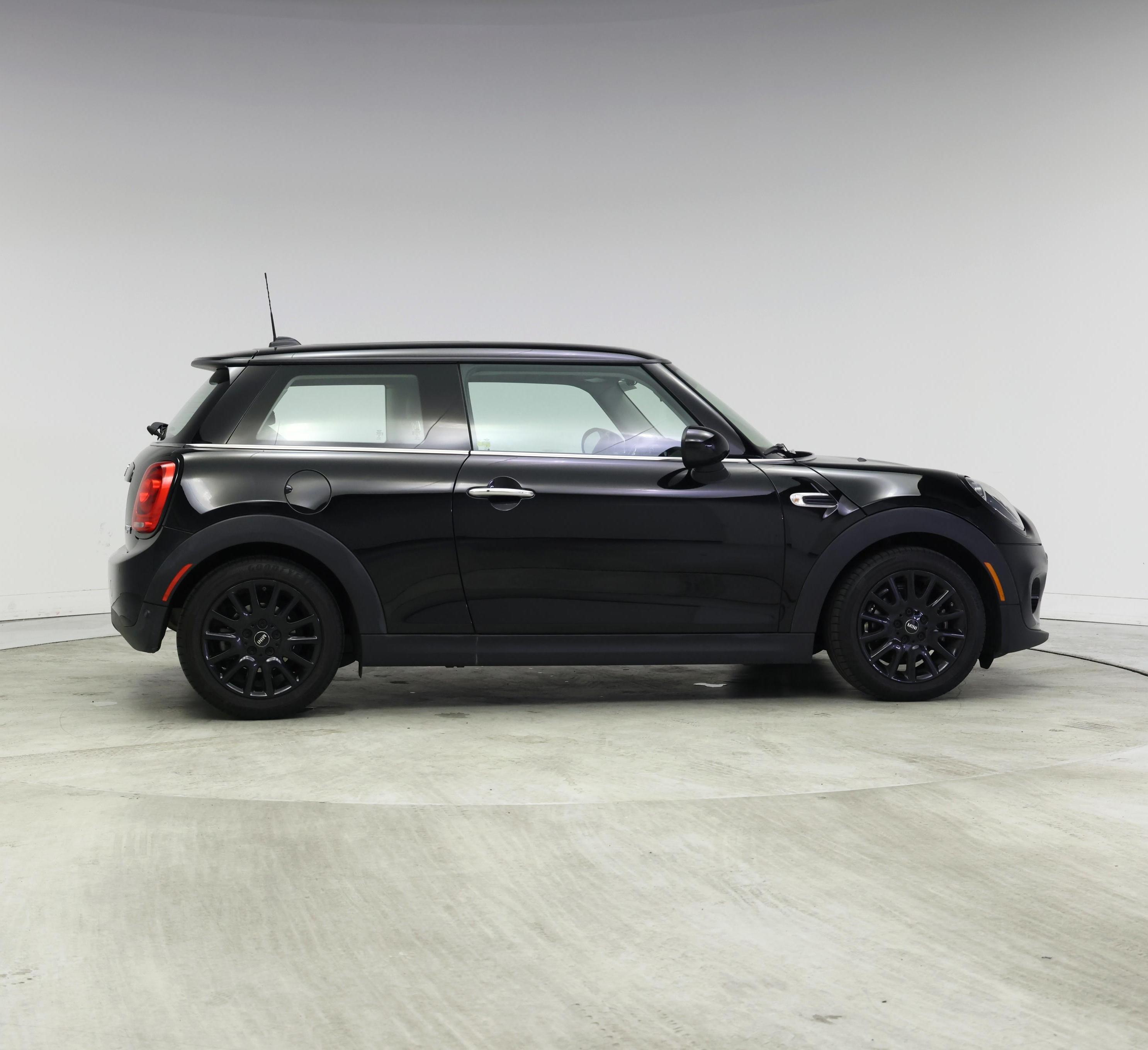 Thumbnail: 2019 MINI Cooper Hardtop - 7