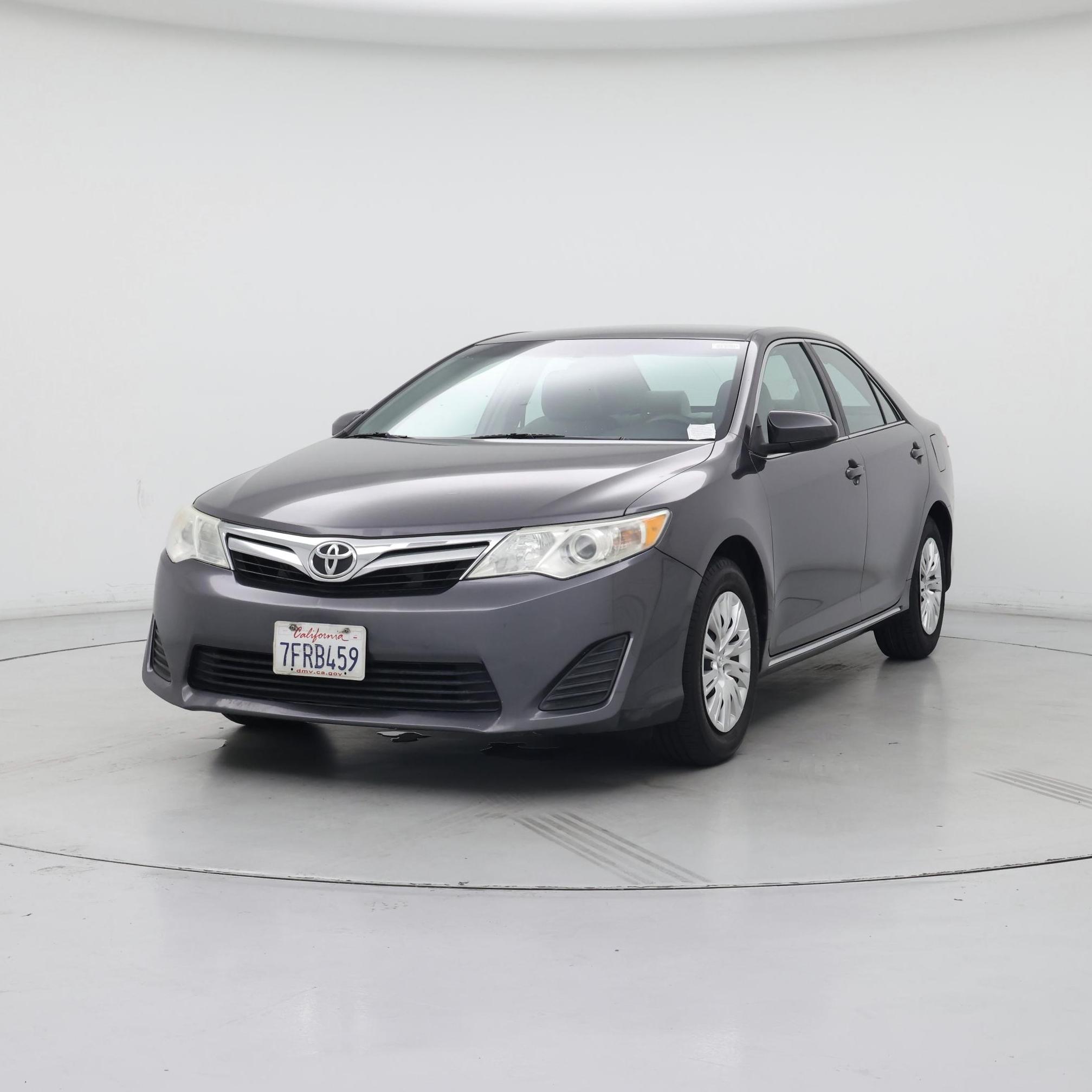 Thumbnail: 2014 Toyota Camry - 4