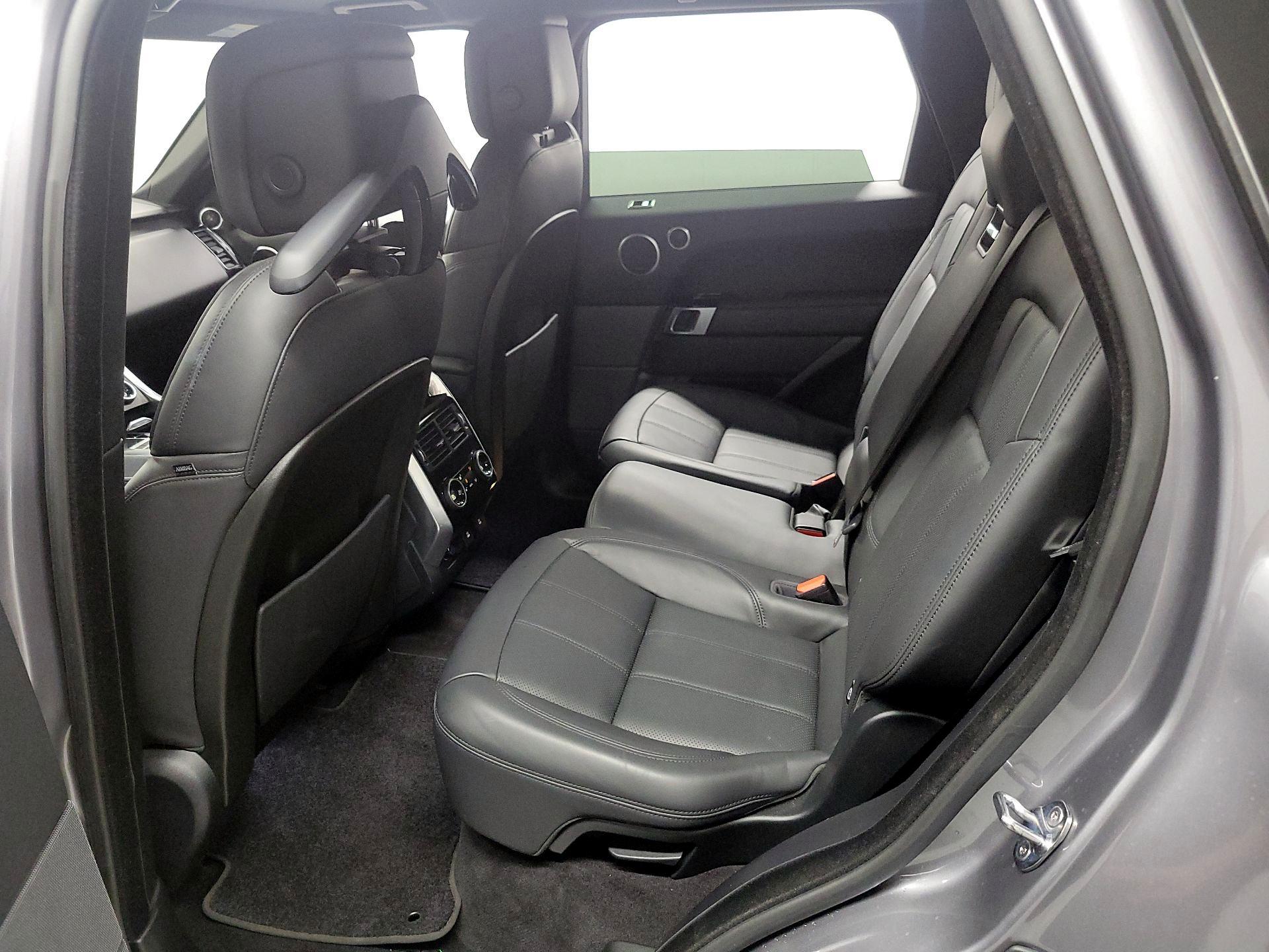 Thumbnail: 2021 Land Rover Range Rover Sport - 17