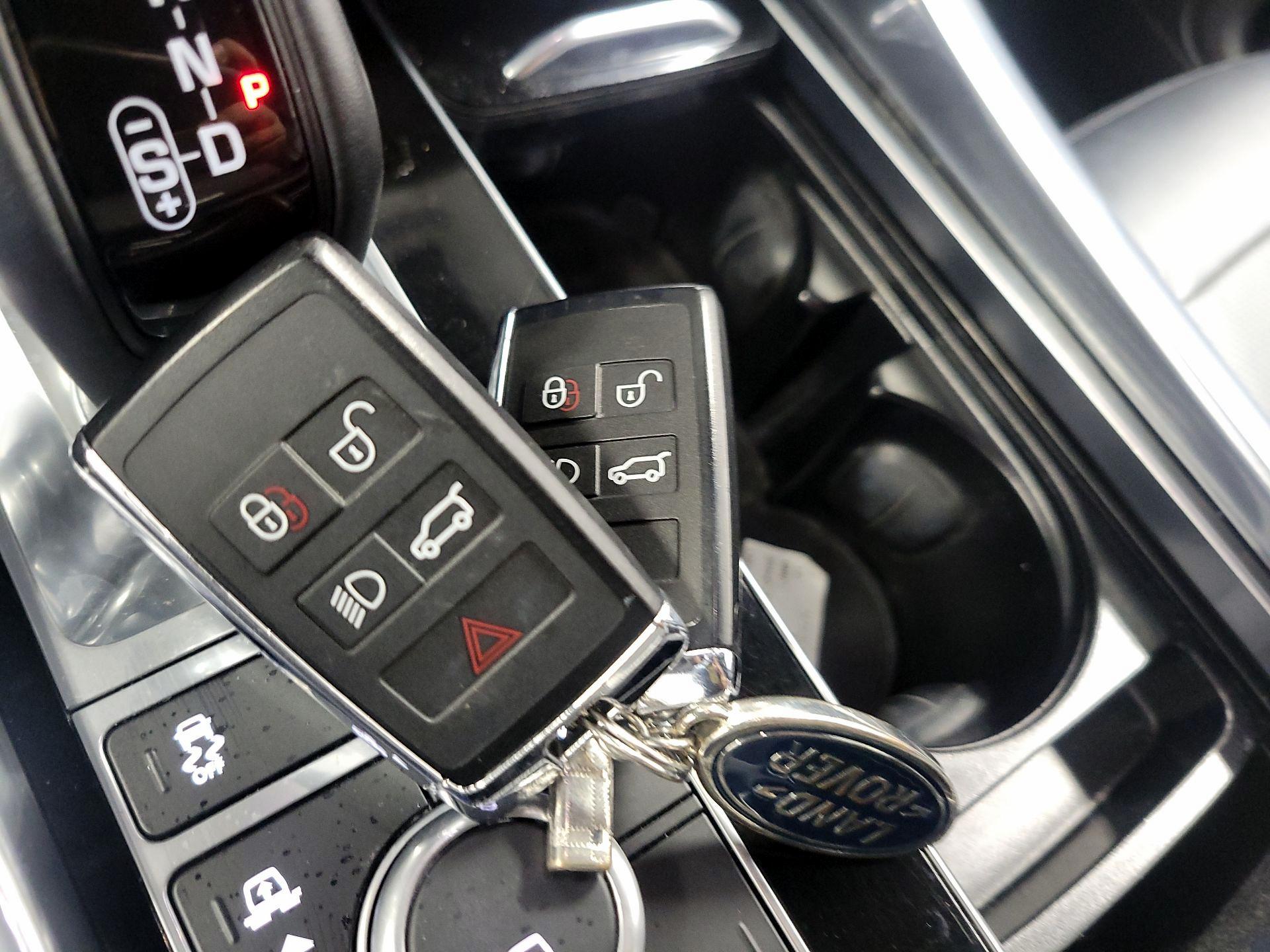 Thumbnail: 2021 Land Rover Range Rover Sport - 20