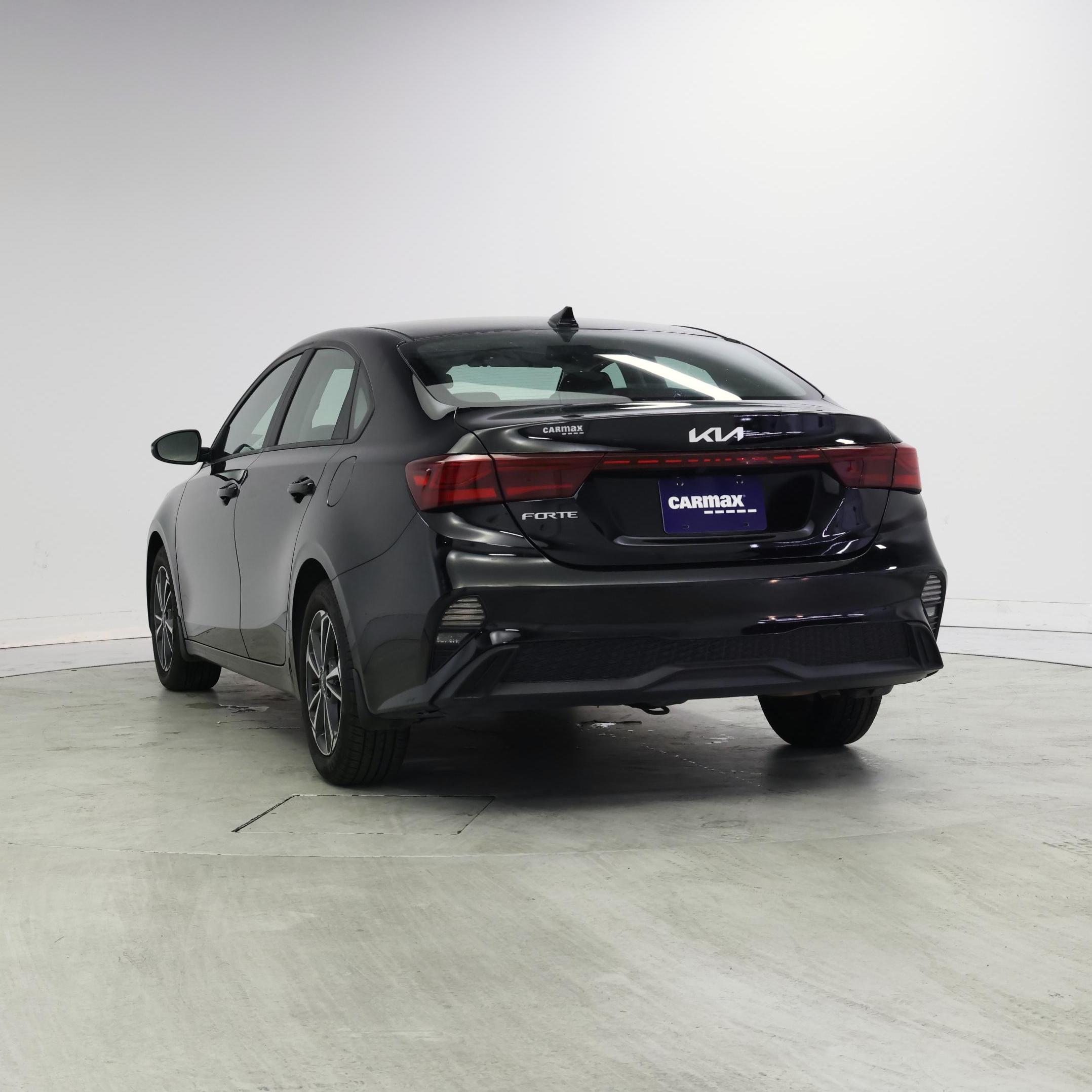 Thumbnail: 2022 Kia Forte - 2