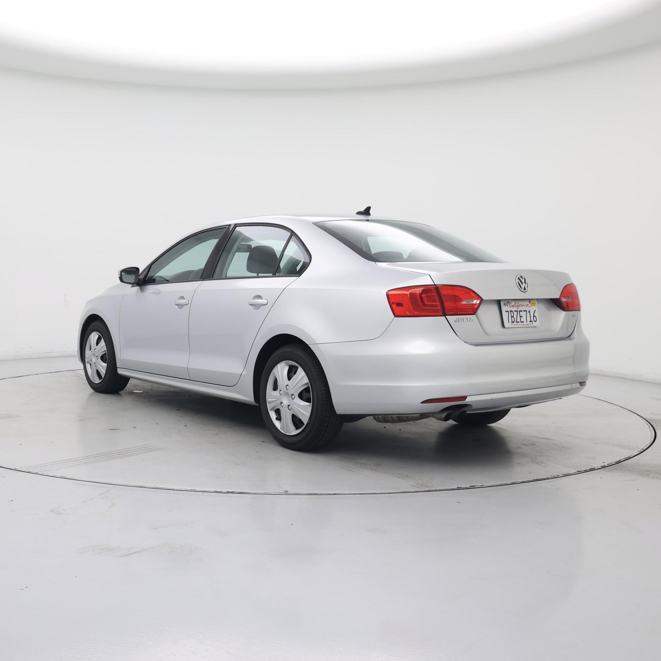 Thumbnail: 2014 Volkswagen Jetta - 2