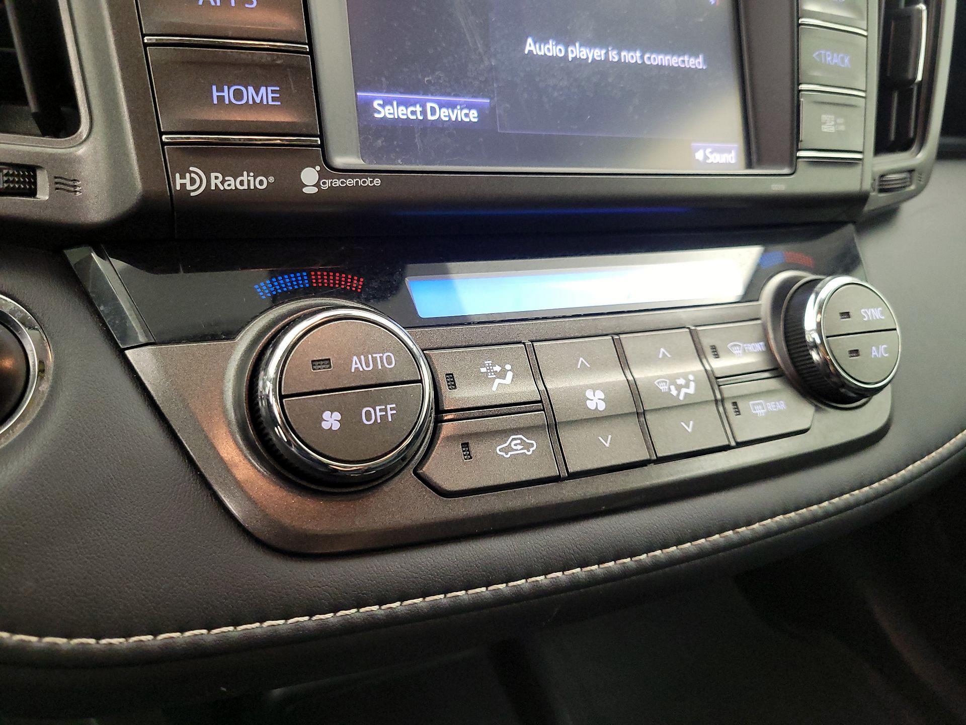 Thumbnail: 2015 Toyota RAV4 - 16