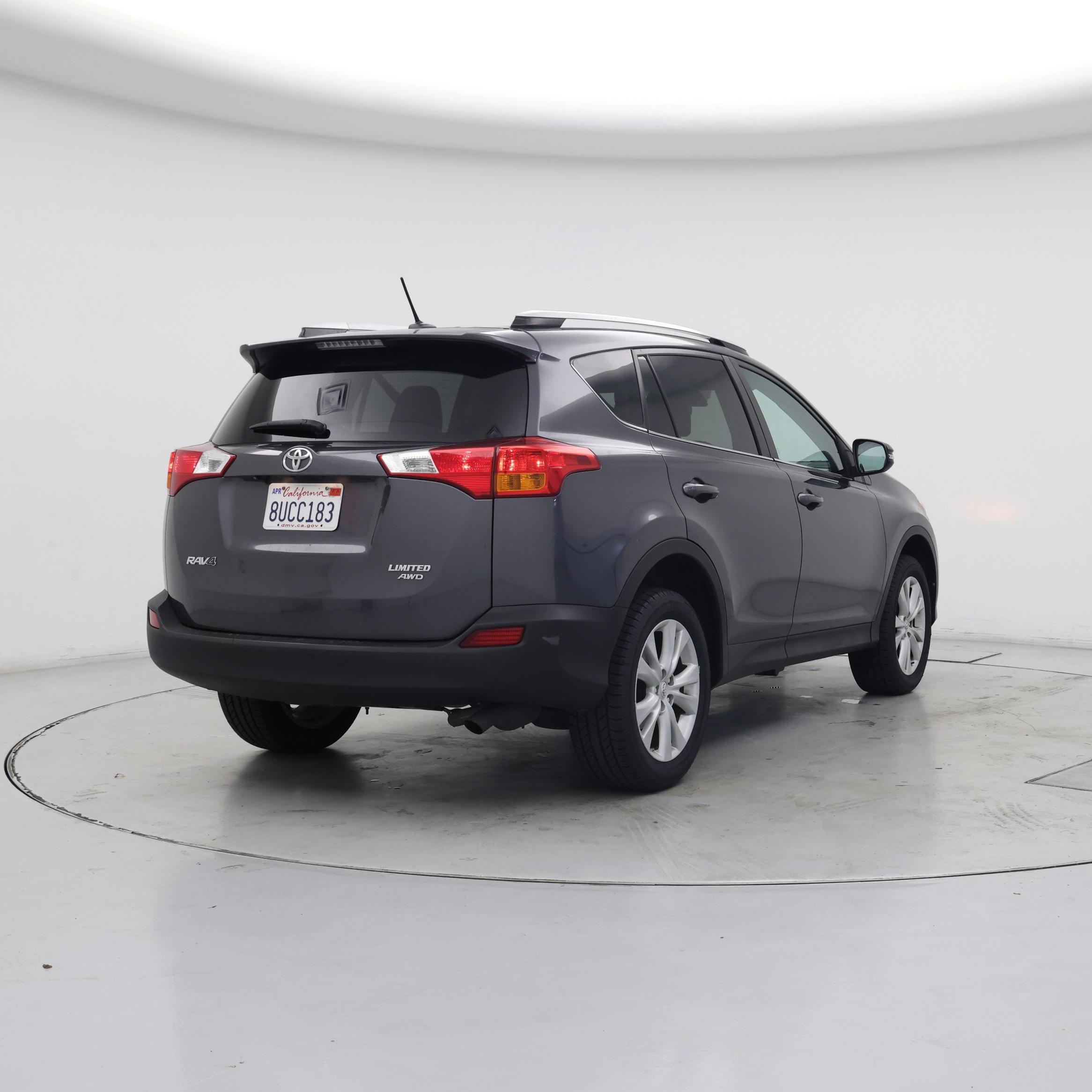 Thumbnail: 2015 Toyota RAV4 - 8