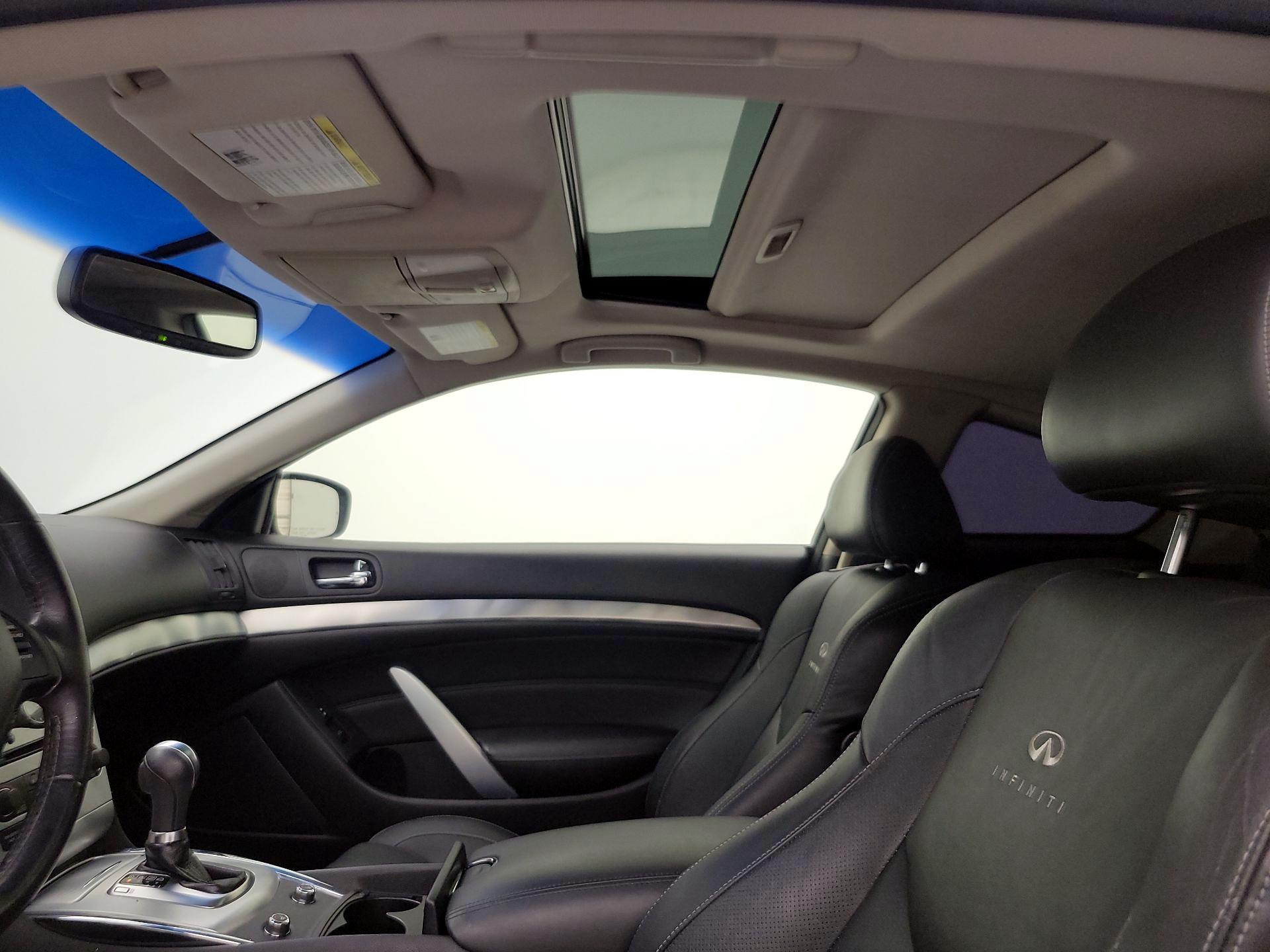 Thumbnail: 2013 INFINITI G37 - 20
