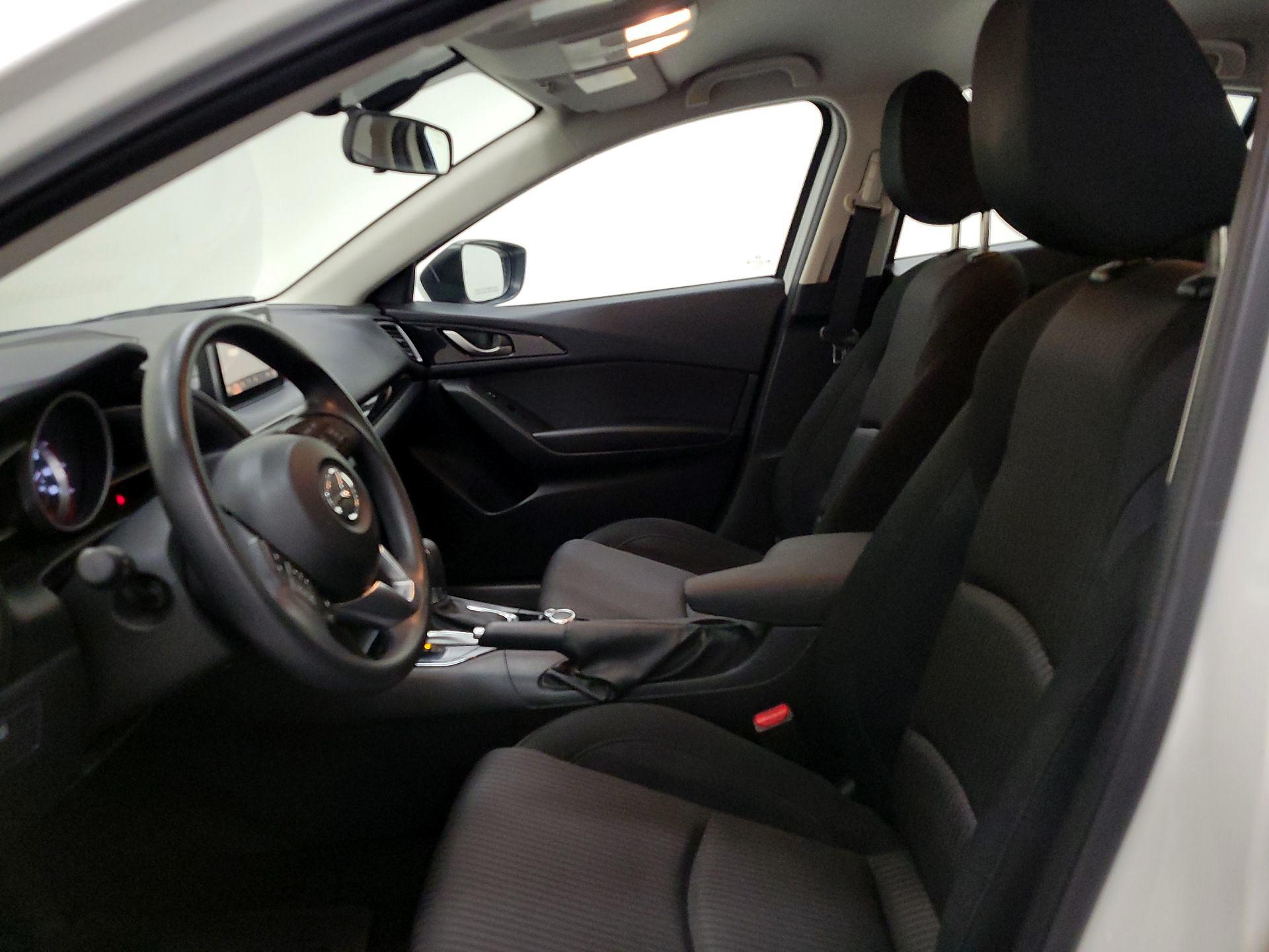 Thumbnail: 2016 Mazda Mazda3 - 11