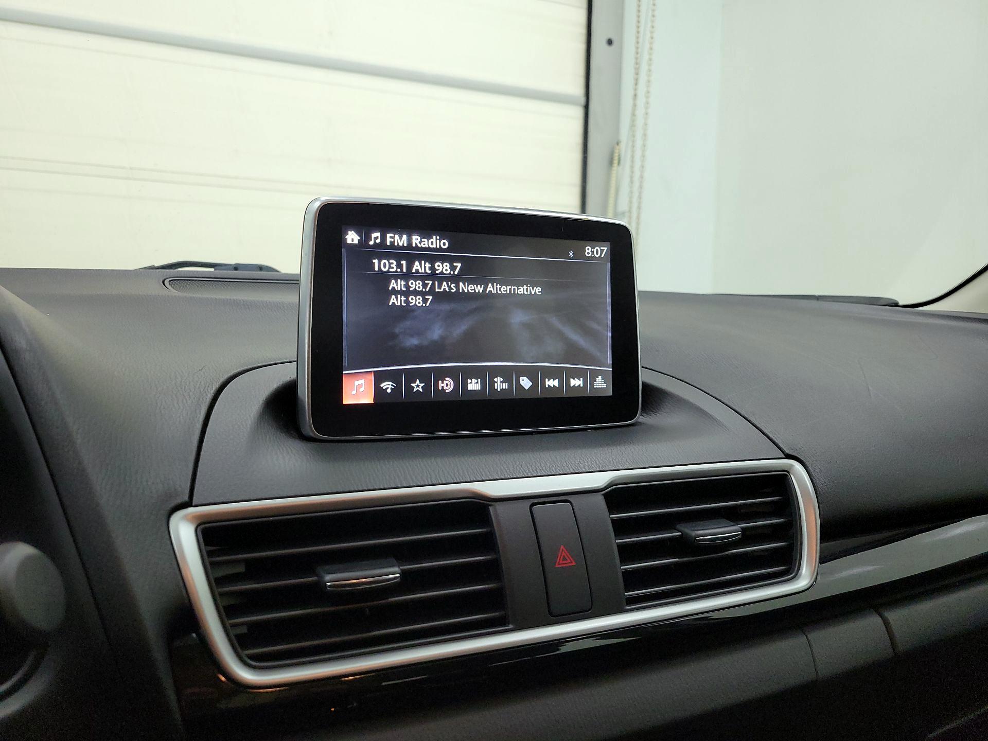 Thumbnail: 2016 Mazda Mazda3 - 16