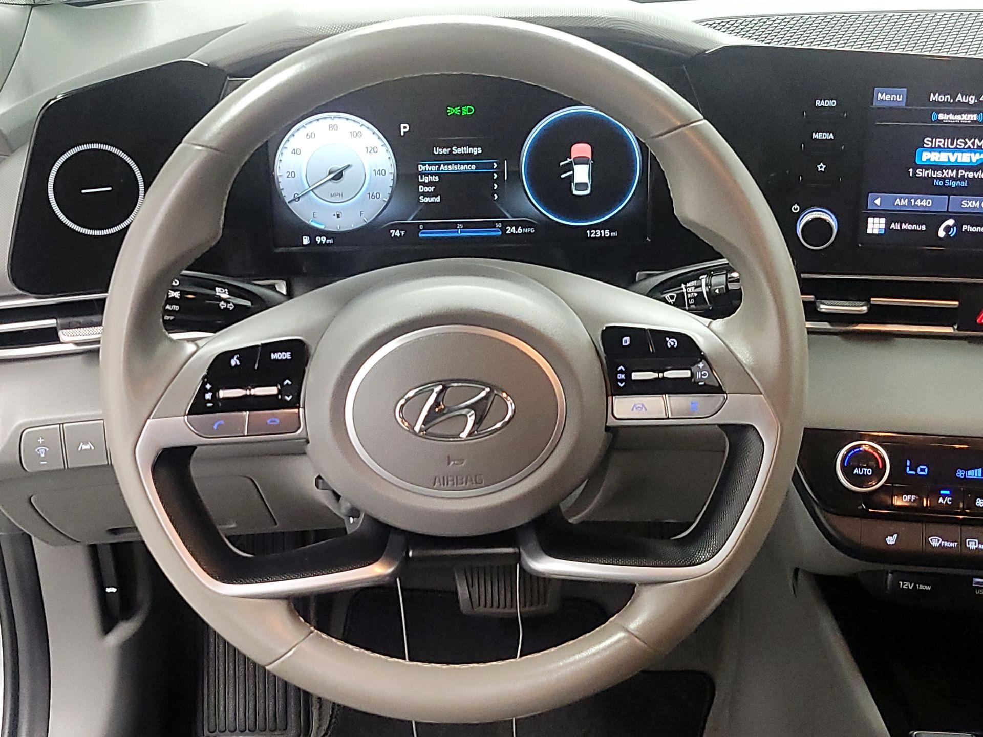 Thumbnail: 2022 Hyundai Elantra - 10