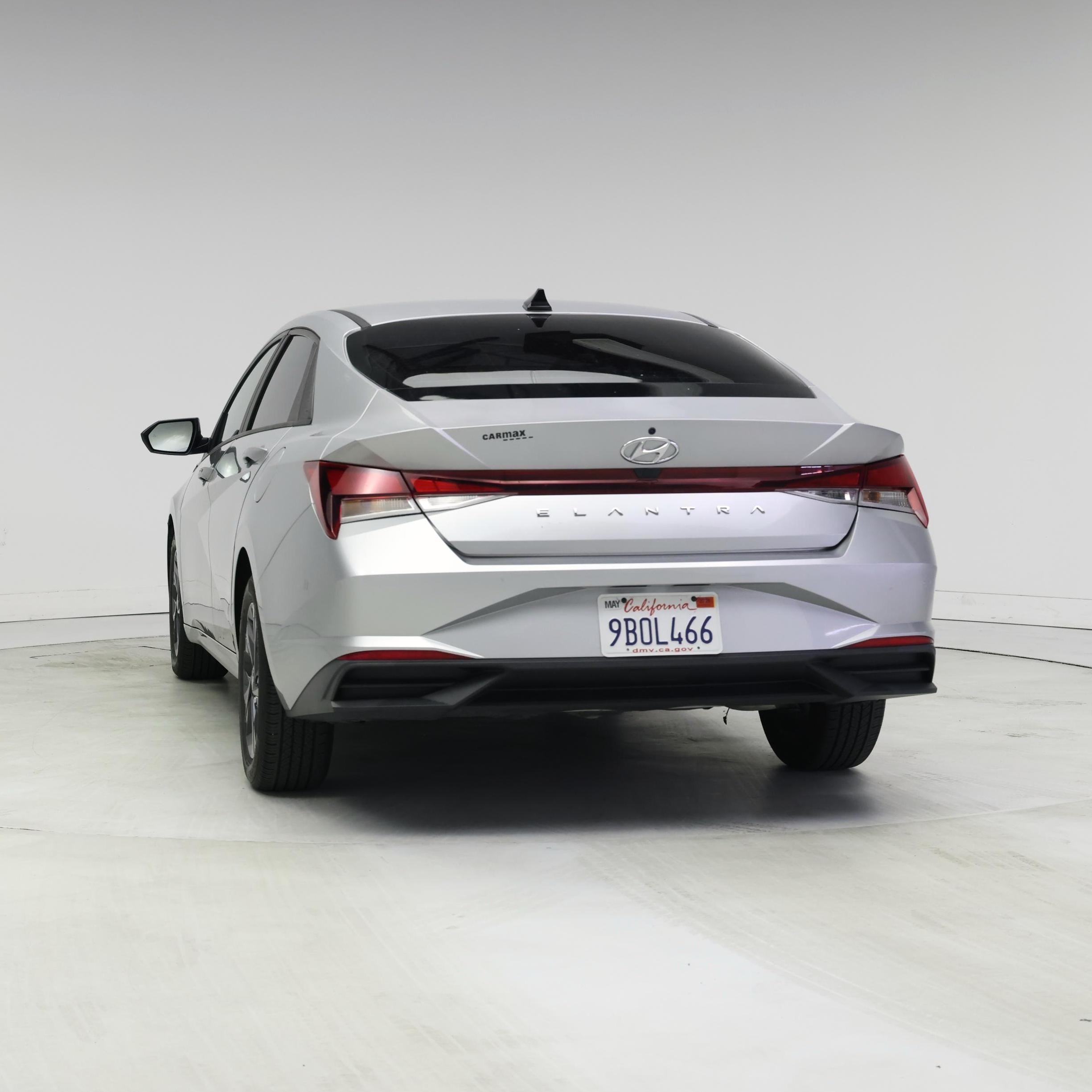 Thumbnail: 2022 Hyundai Elantra - 6