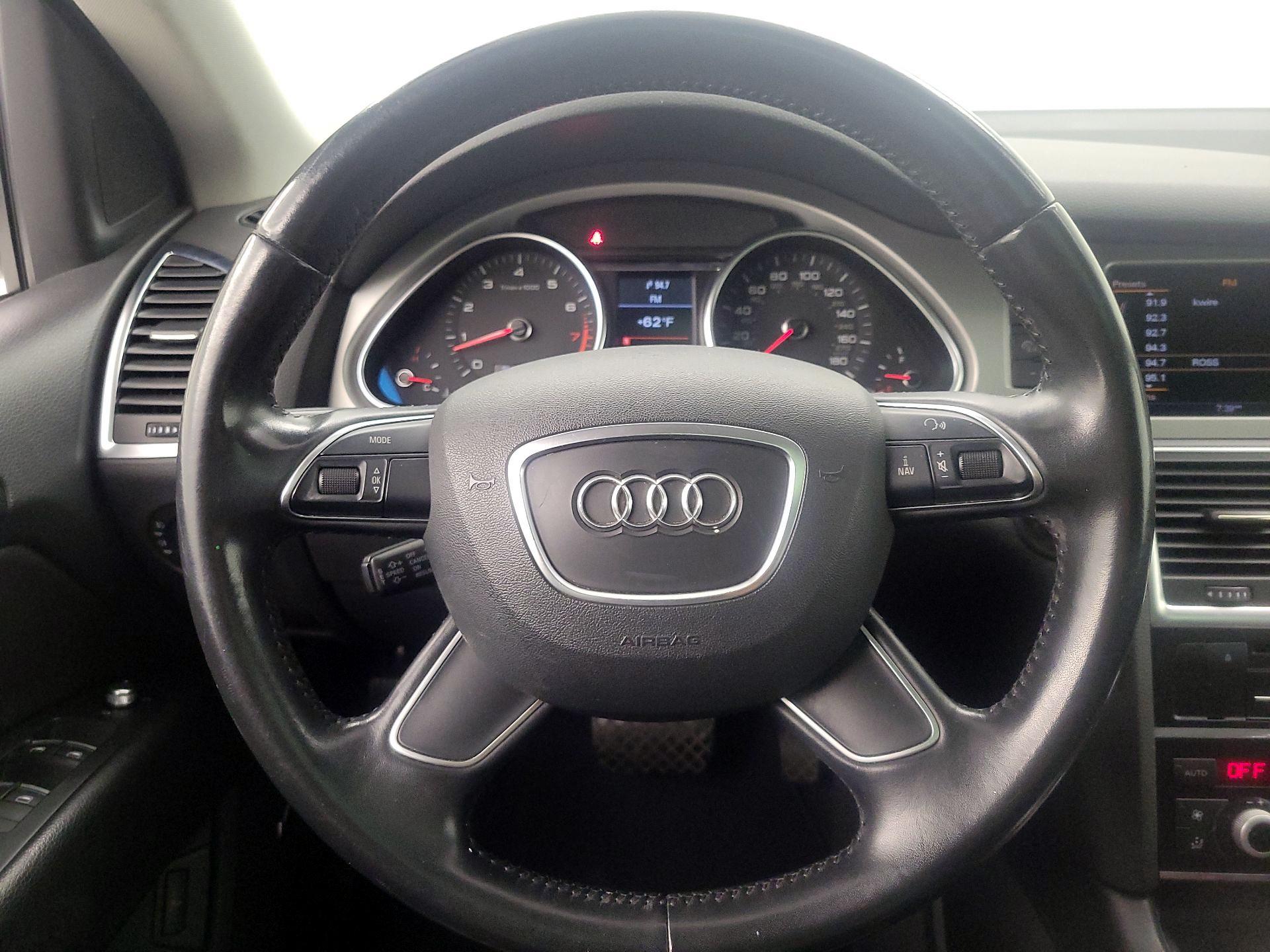 Thumbnail: 2015 Audi Q7 - 10